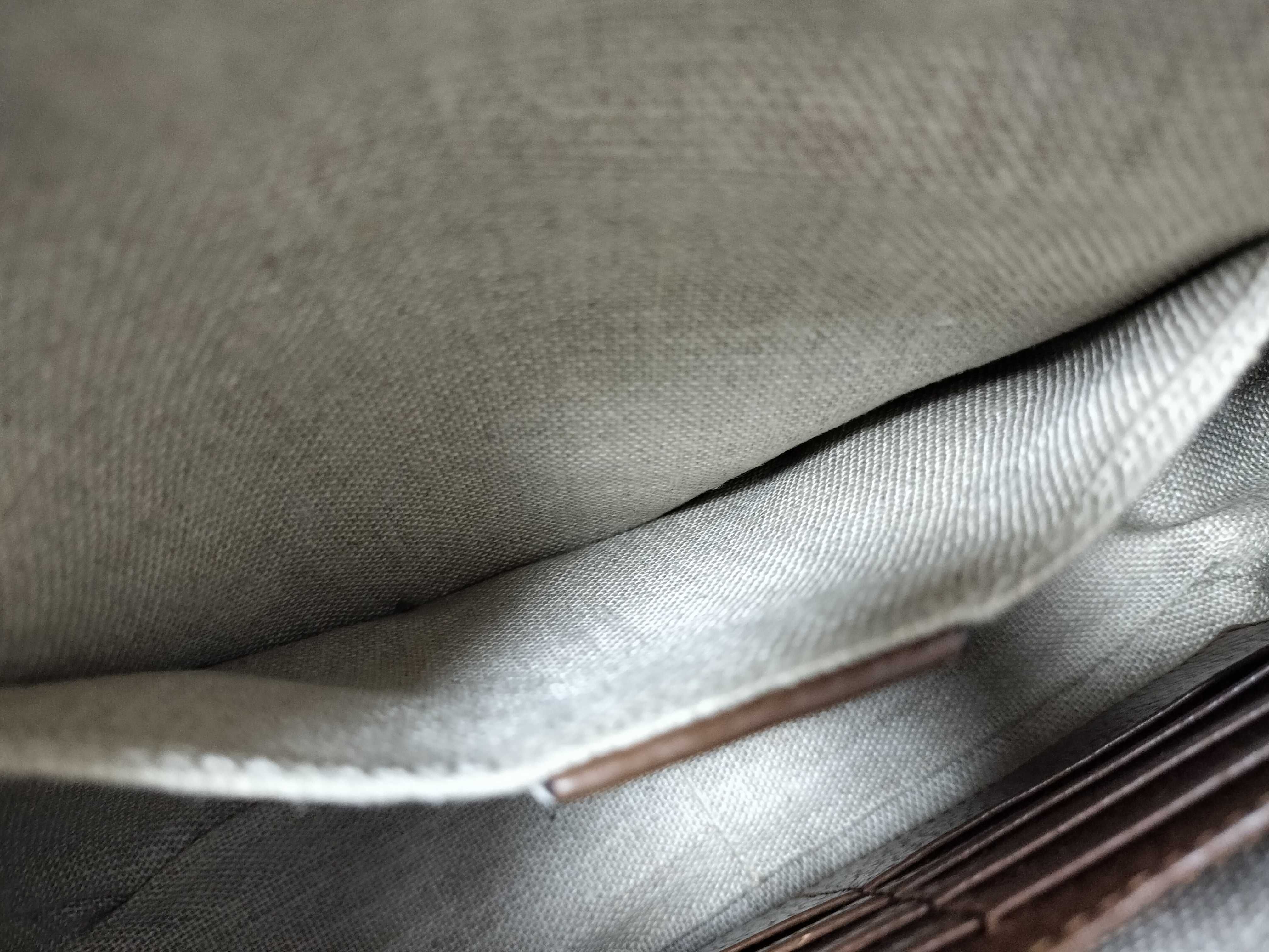 GG Canvas Shoulder Bag 449413・213317 — view 11