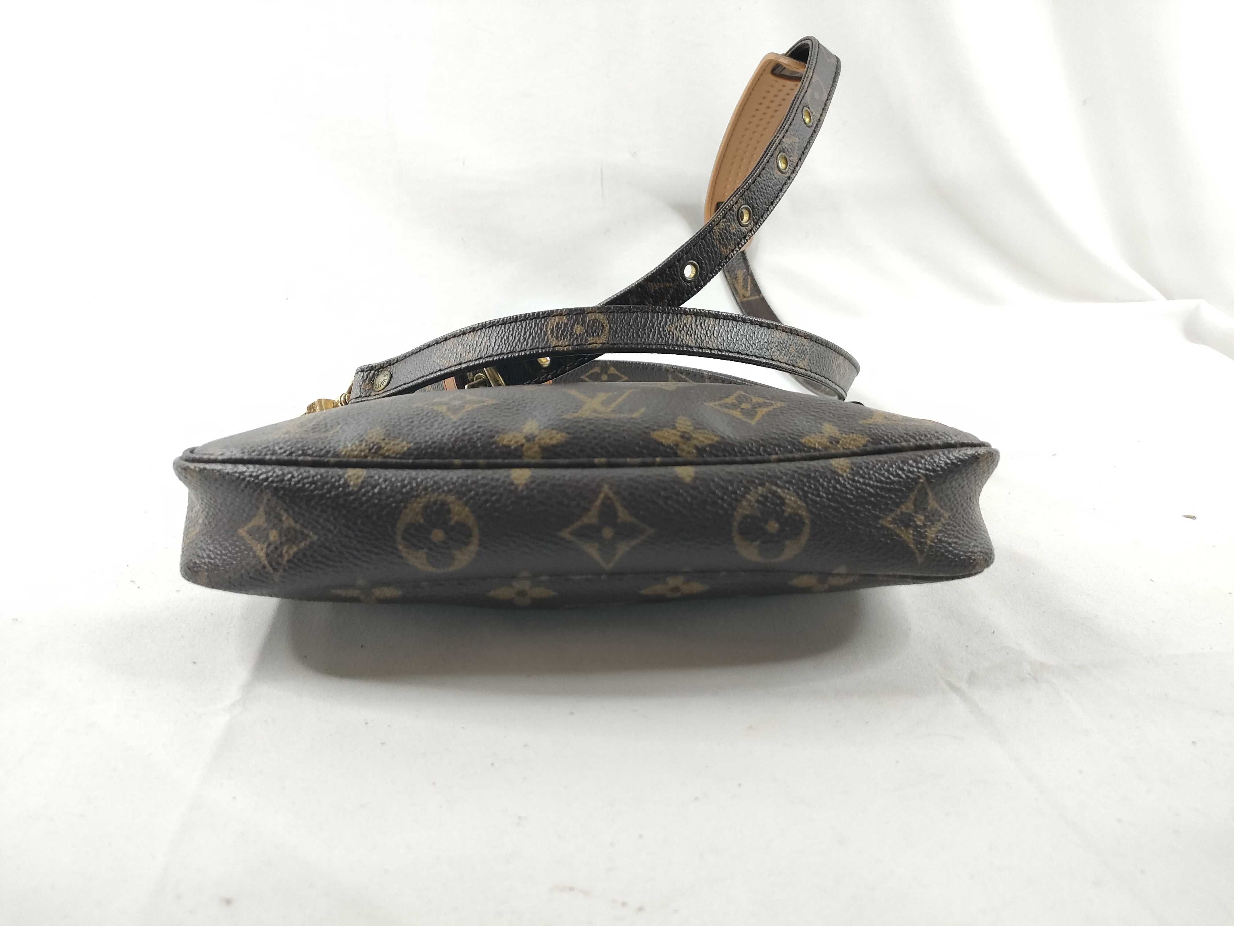 Monogram Accessoires Shoulder Bag — view 4