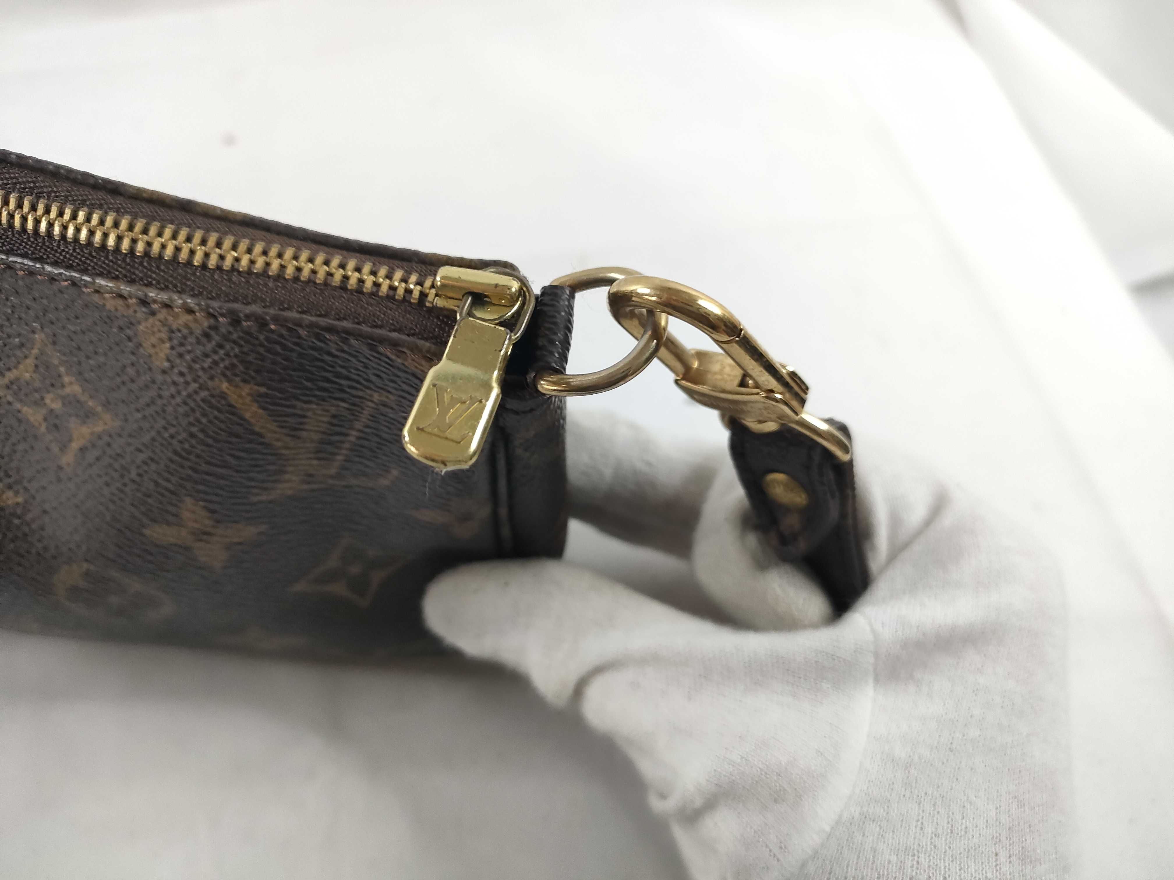 Monogram Accessoires Shoulder Bag — view 9