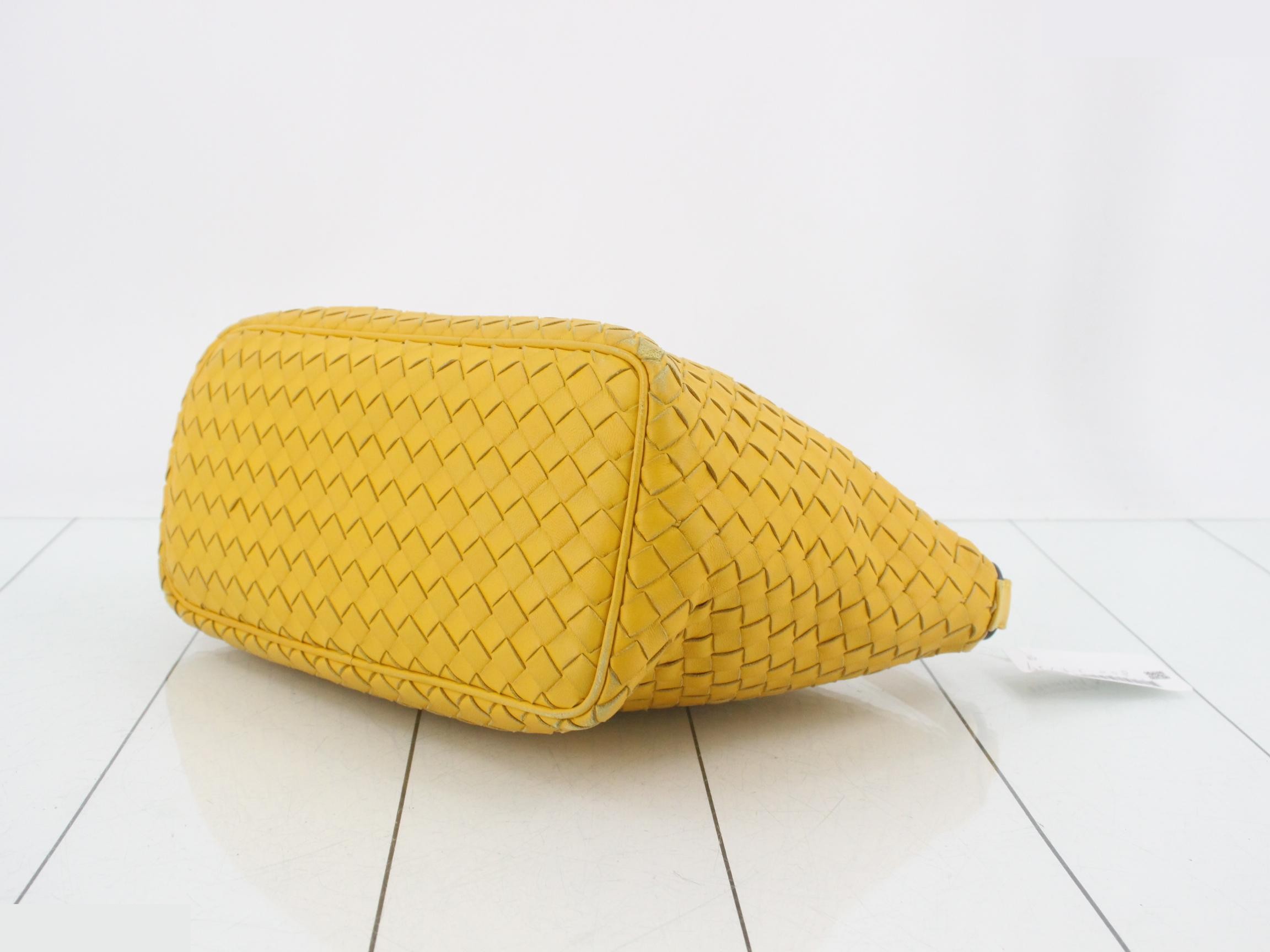 Intrecciato (bag) / Handbag — view 6