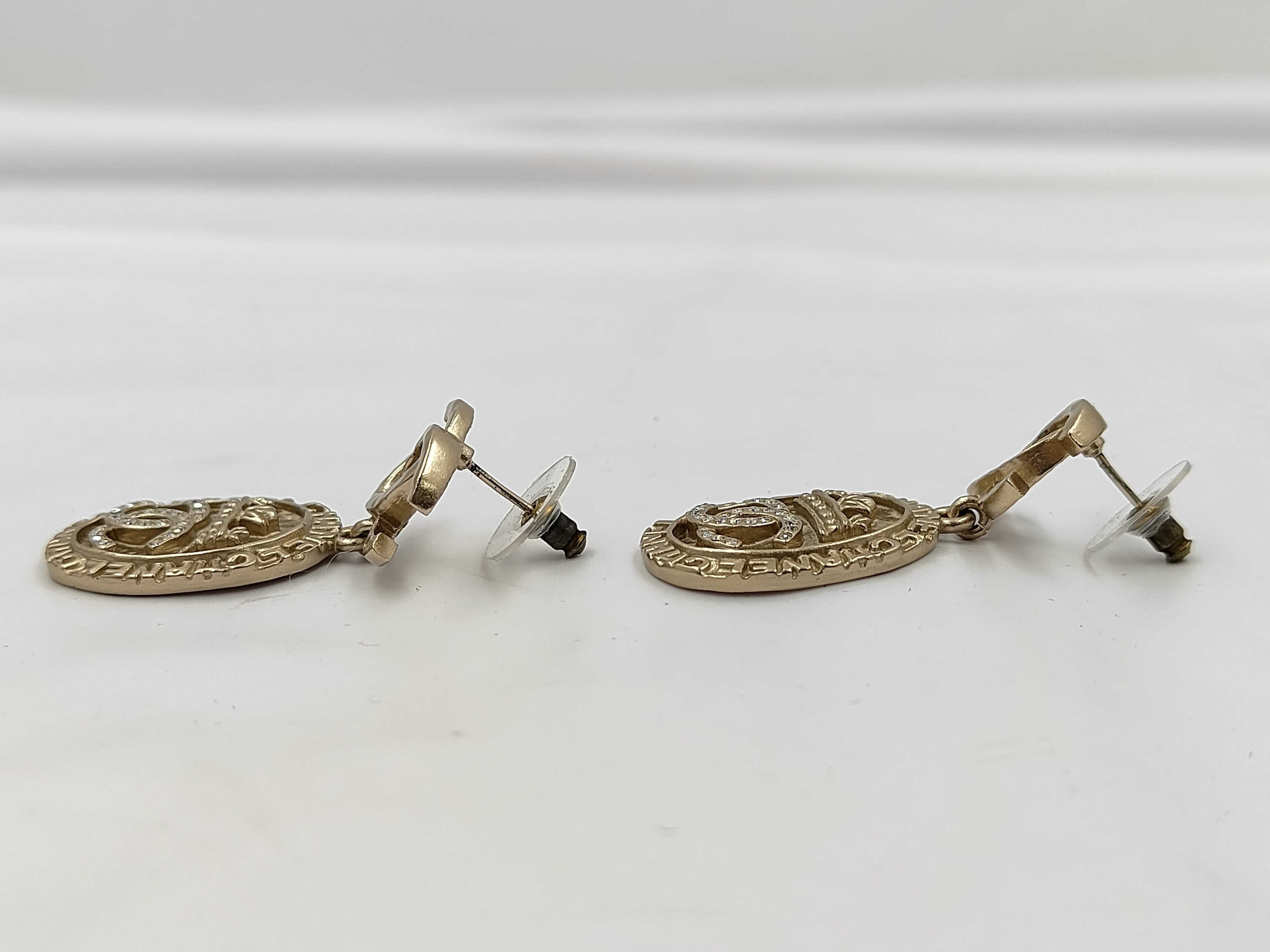 Coco Mark Metal Strass Earrings AB6669 21K — view 3