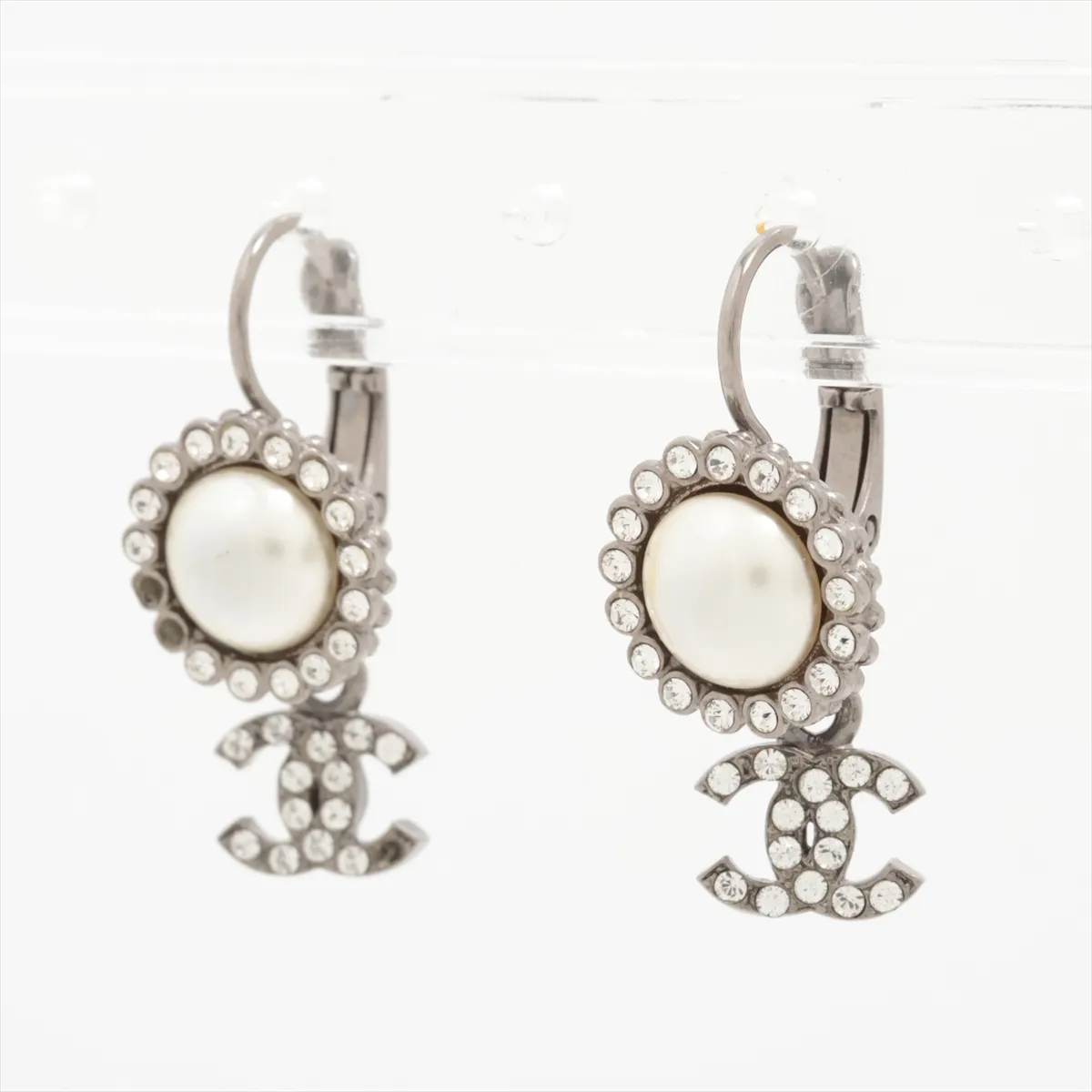 Cocomark 16A Earrings (for both ears) GP x Rhinestone x Fake Pearl Silver — view 3