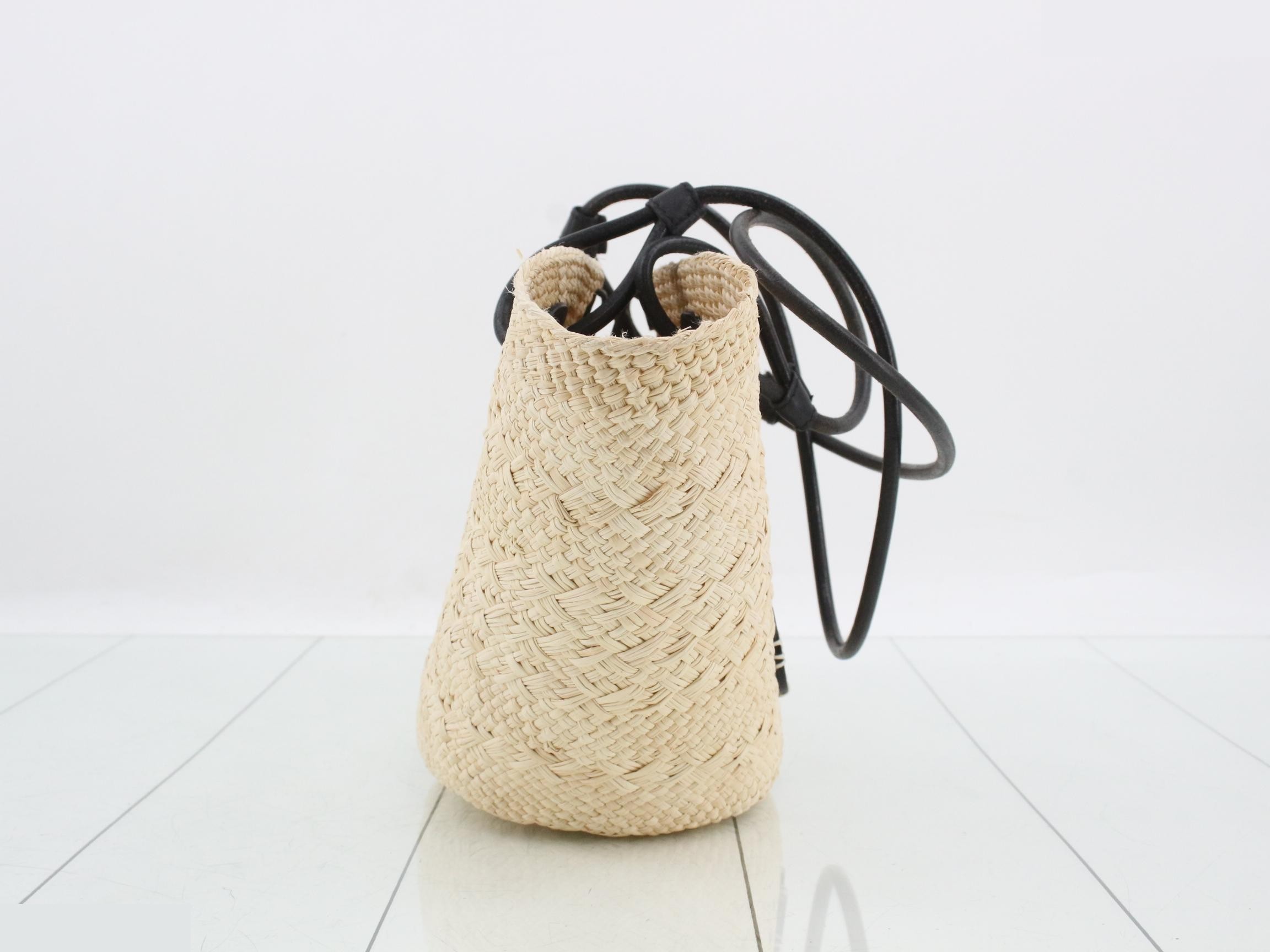Anagram Basket Bag Small - Semi-Shoulder Bag — view 4
