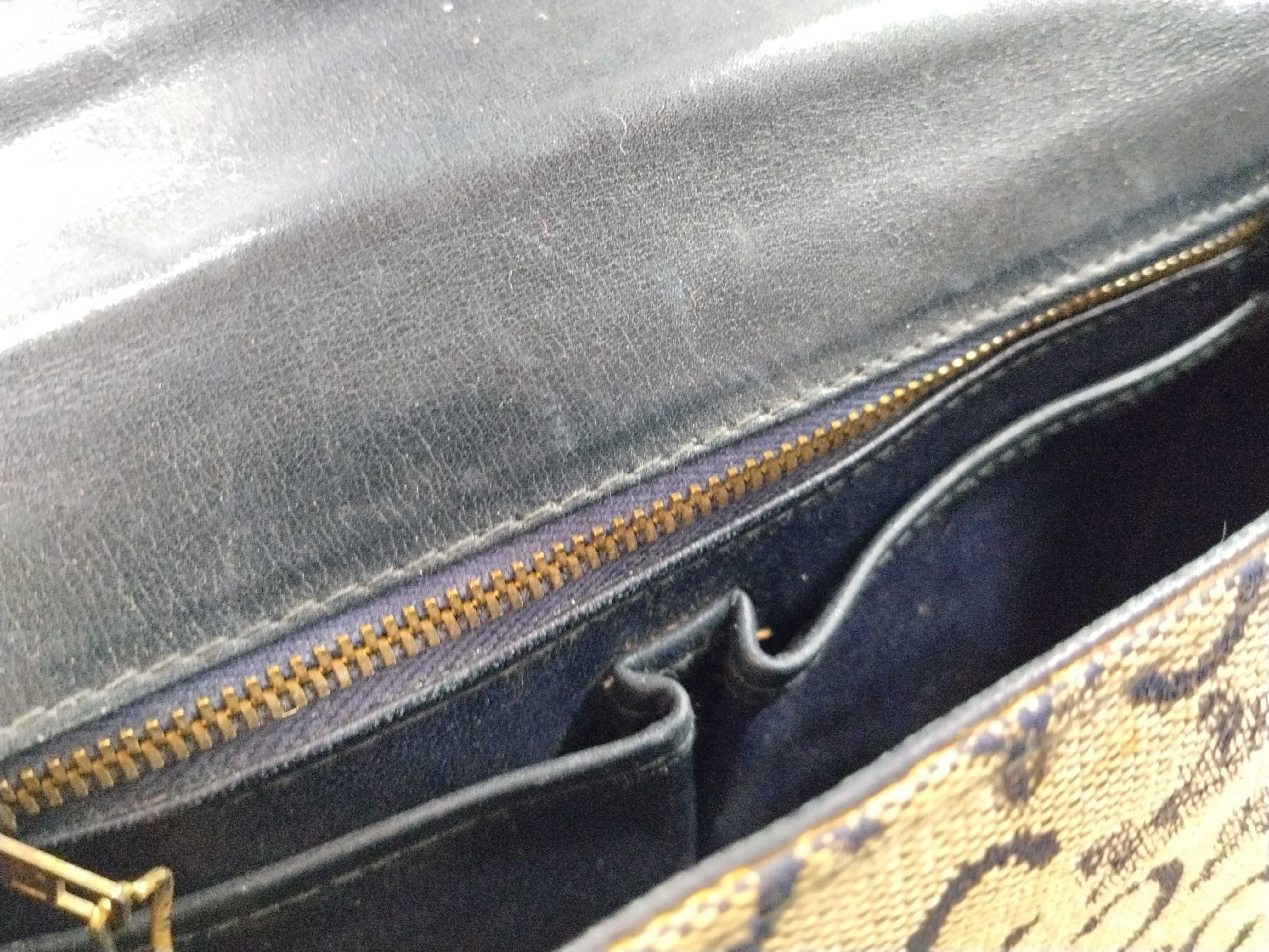 Horse Carriage Hardware Canvas Shoulder Bag — view 15
