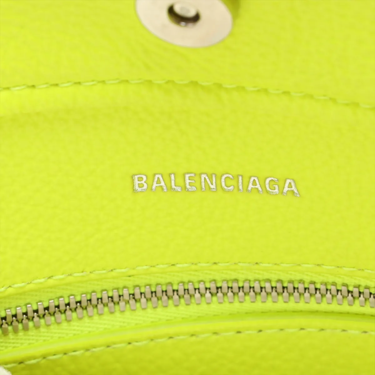 Everyday Tote XS Leather 2WAY Handbag Green 672793 — view 12