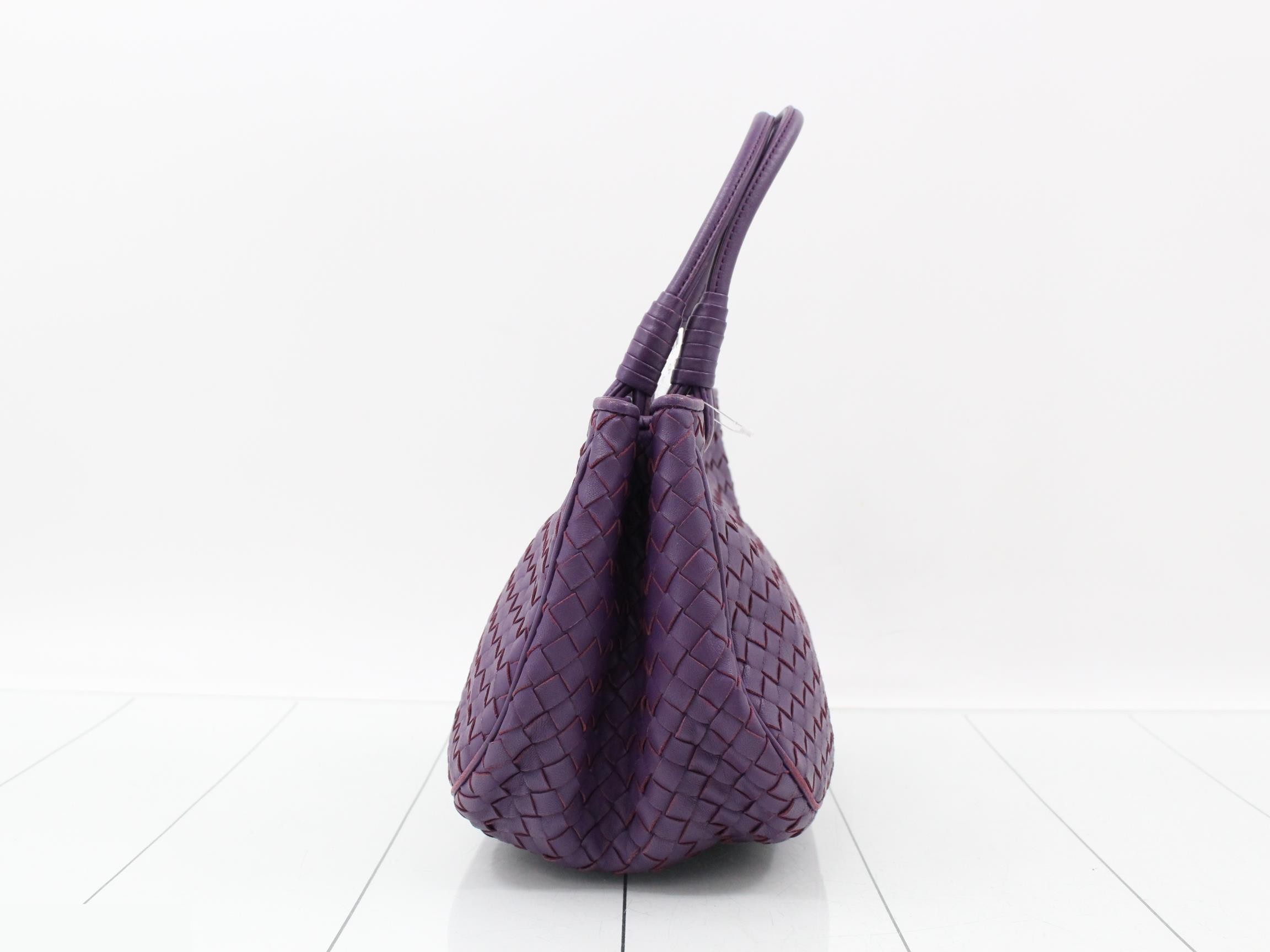 handbag — view 3
