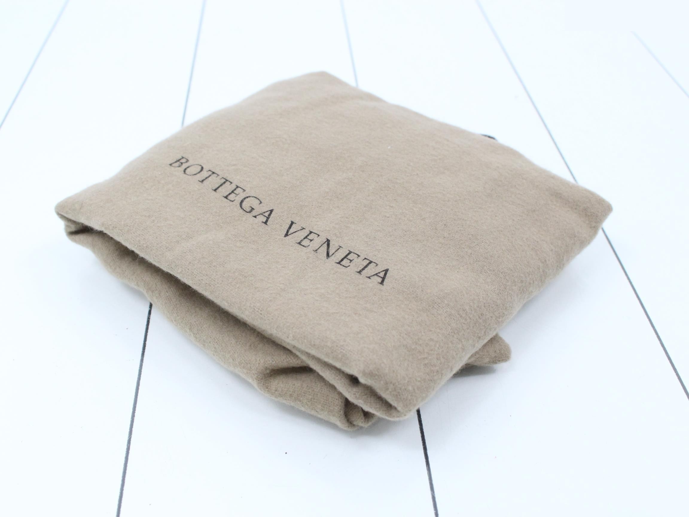 handbag — view 7