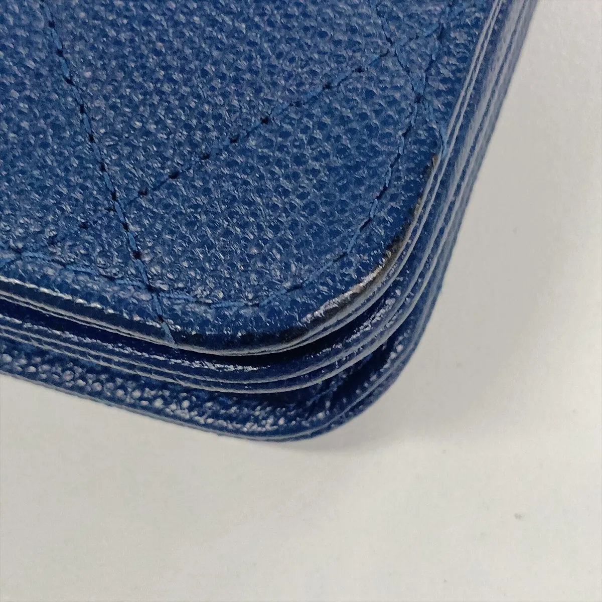 Matelassé Caviar Skin Chain Wallet, Blue, Silver Hardware, 24963226, Serial Number 24 — view 14