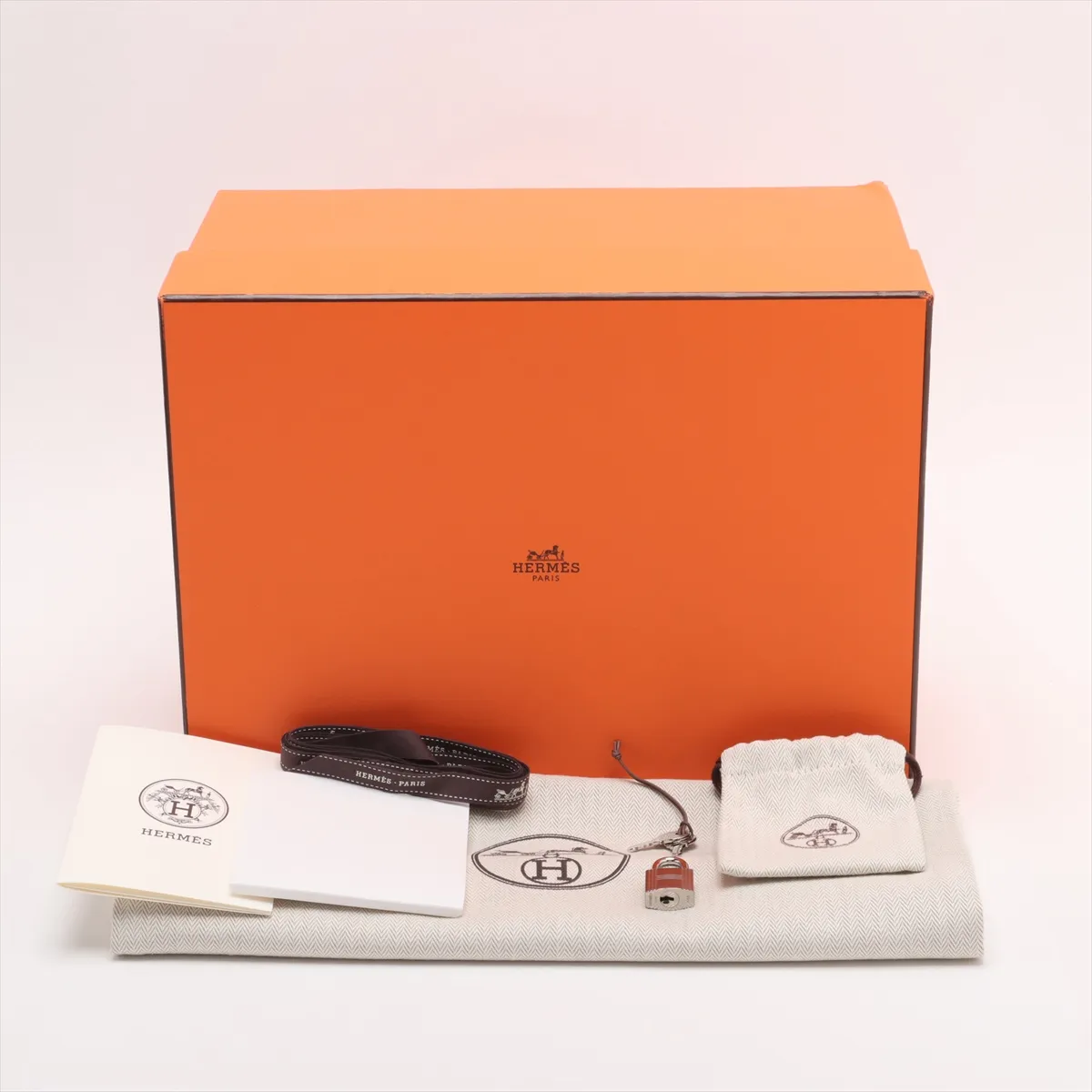 [Individually wrapped] Hermes Picotan Lock 18 PM Taurillon Clemence Grimisty Silver Hardware K:2025 — view 9