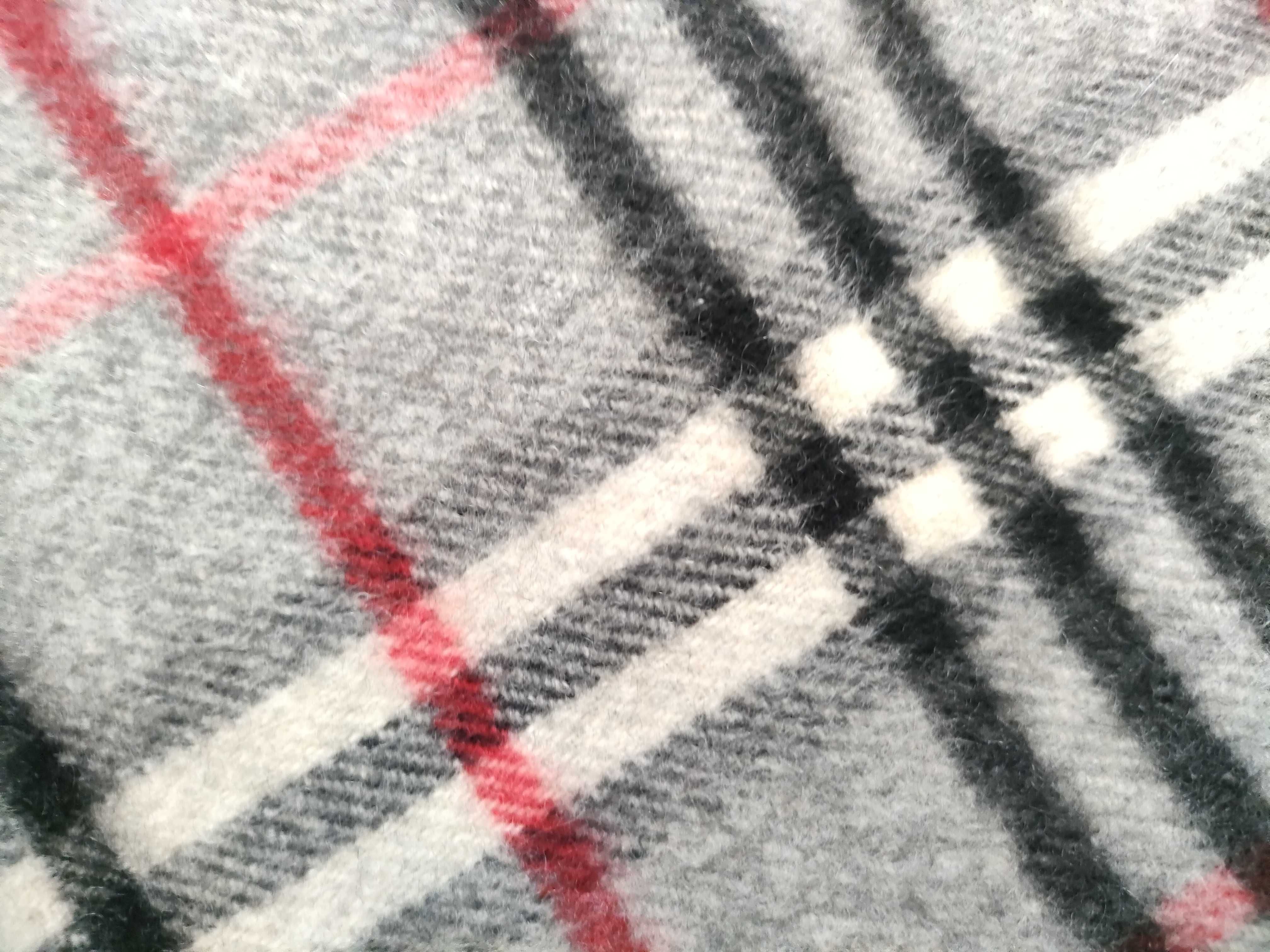 100% Cashmere Scarf, Nova Check Pattern, and other accessories. — view 8
