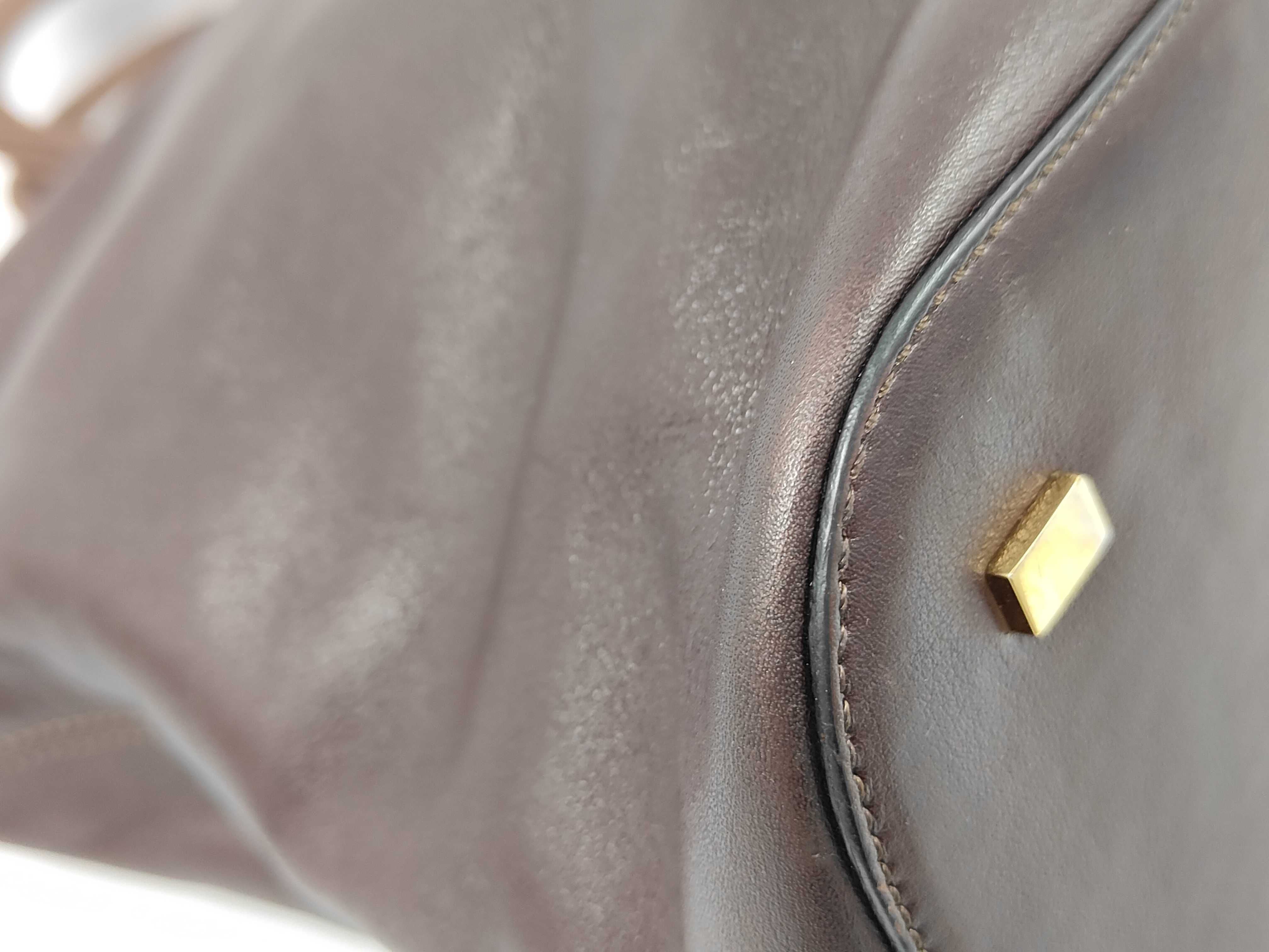 Top Handle Circle Handle Leather Tote Bag — view 4