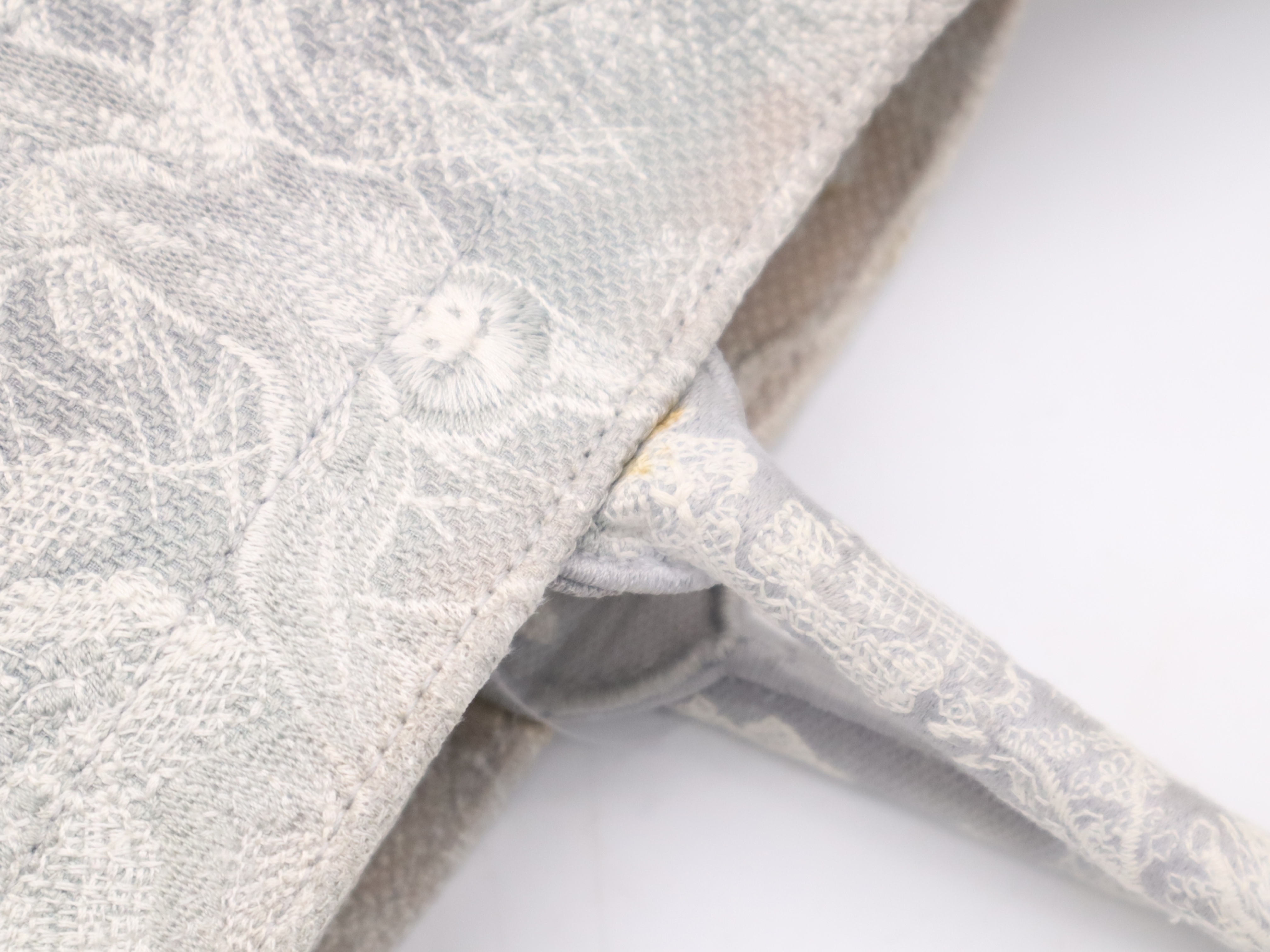 Canvas Book M Gray Tote Bag — view 7