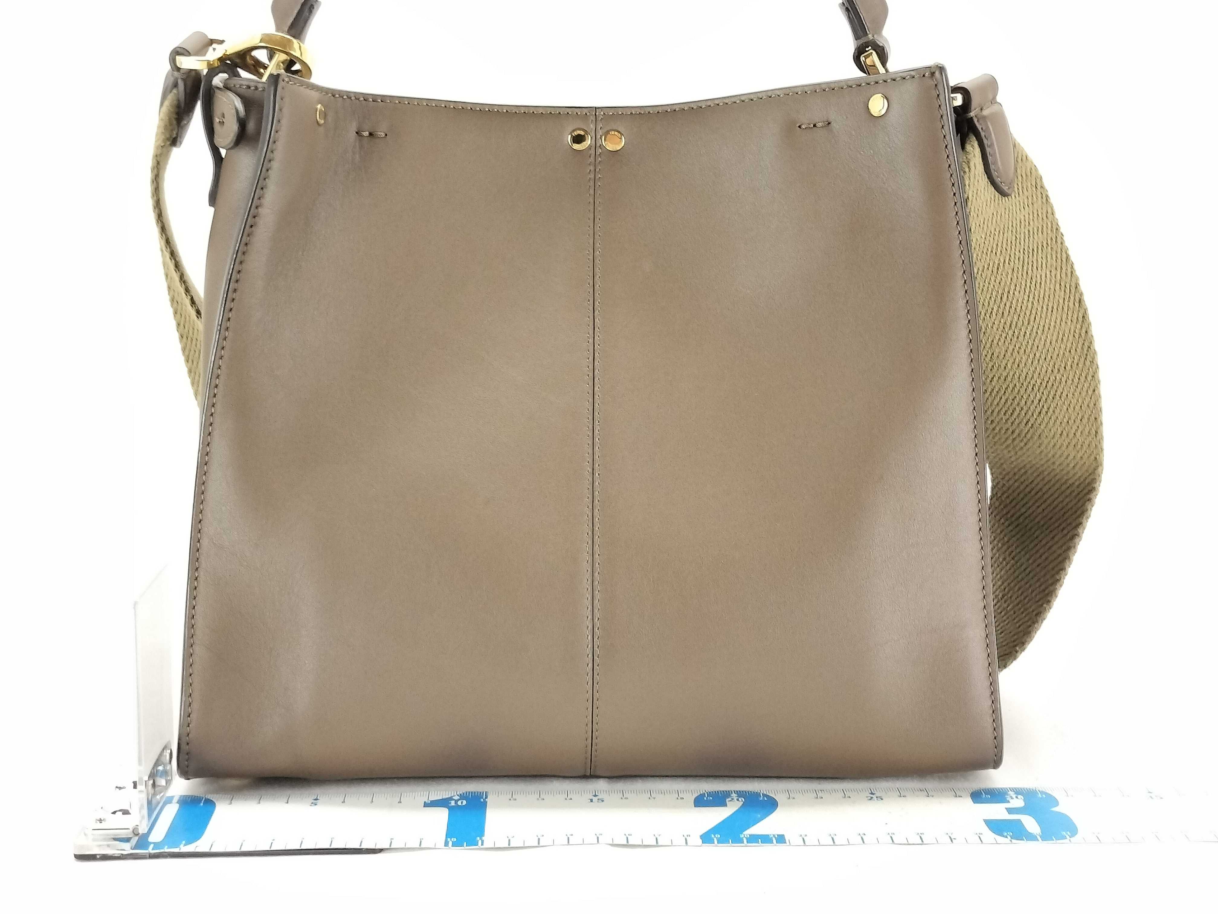 Peekaboo Essentially Leather Handbag, 2-Way, Gray — view 2