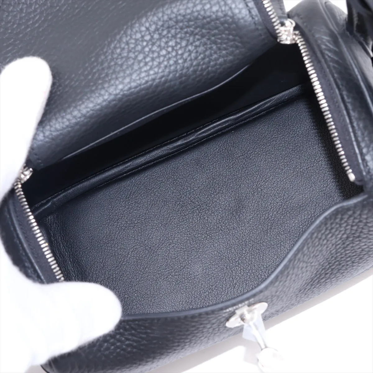 [Individually packaged] Hermes Lindy Mini 20 Taurillon Clemence Black Silver Hardware K: 2025 — view 8