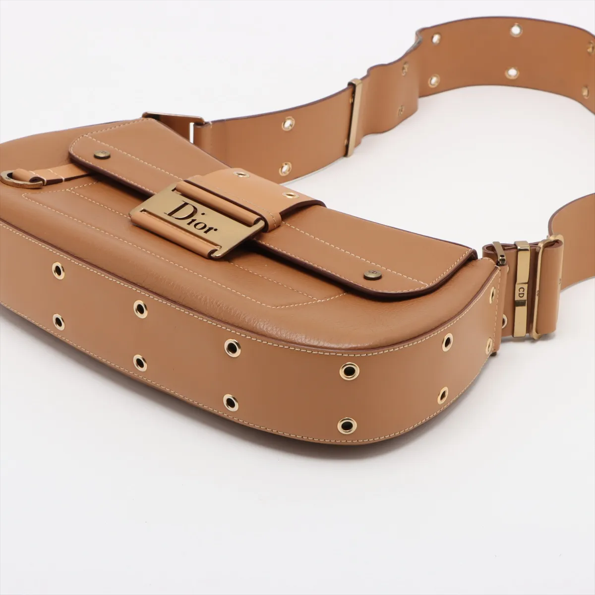 Street Chic Canvas x Leather Shoulder Bag Beige Pouch Missing — view 3