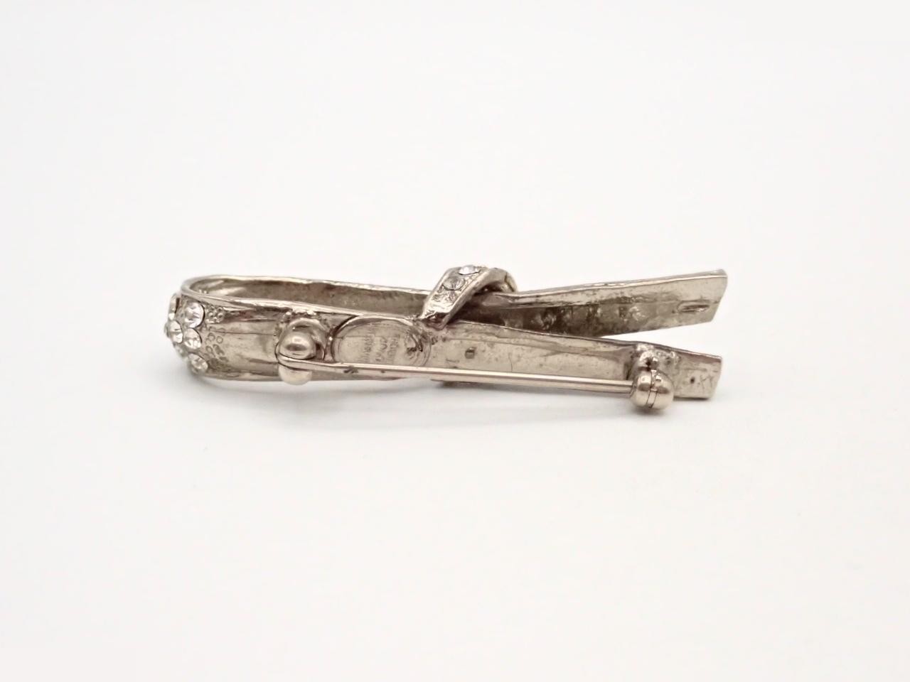 Other lines: Precious metals and brooches — view 2