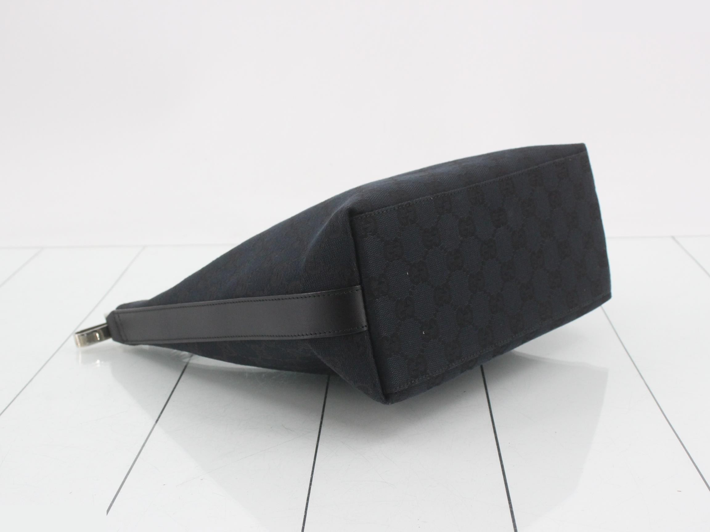 GG Canvas (Bag) - Shoulder Bag — view 5