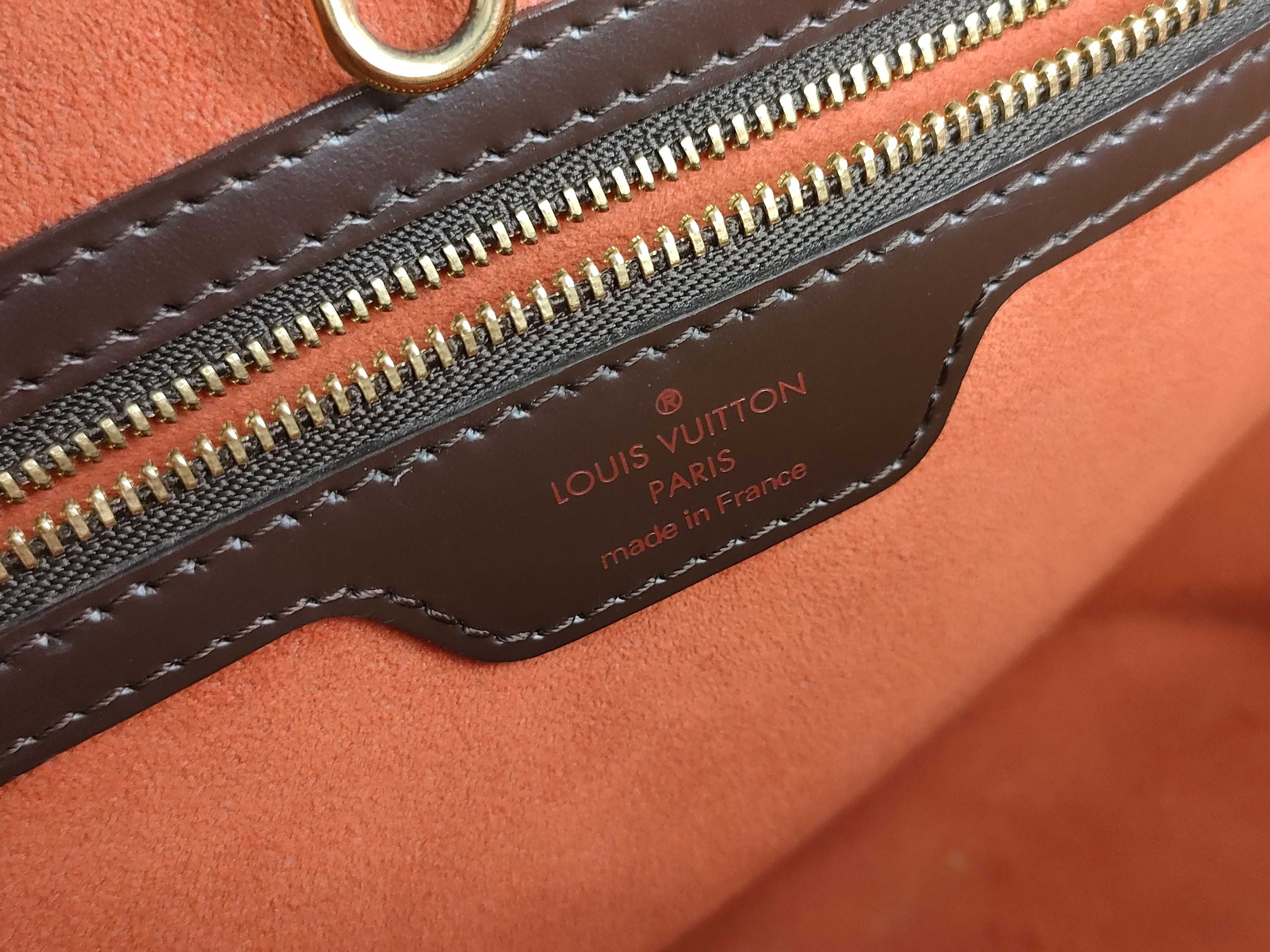 Damier Manosque PM Shoulder Bag — view 10