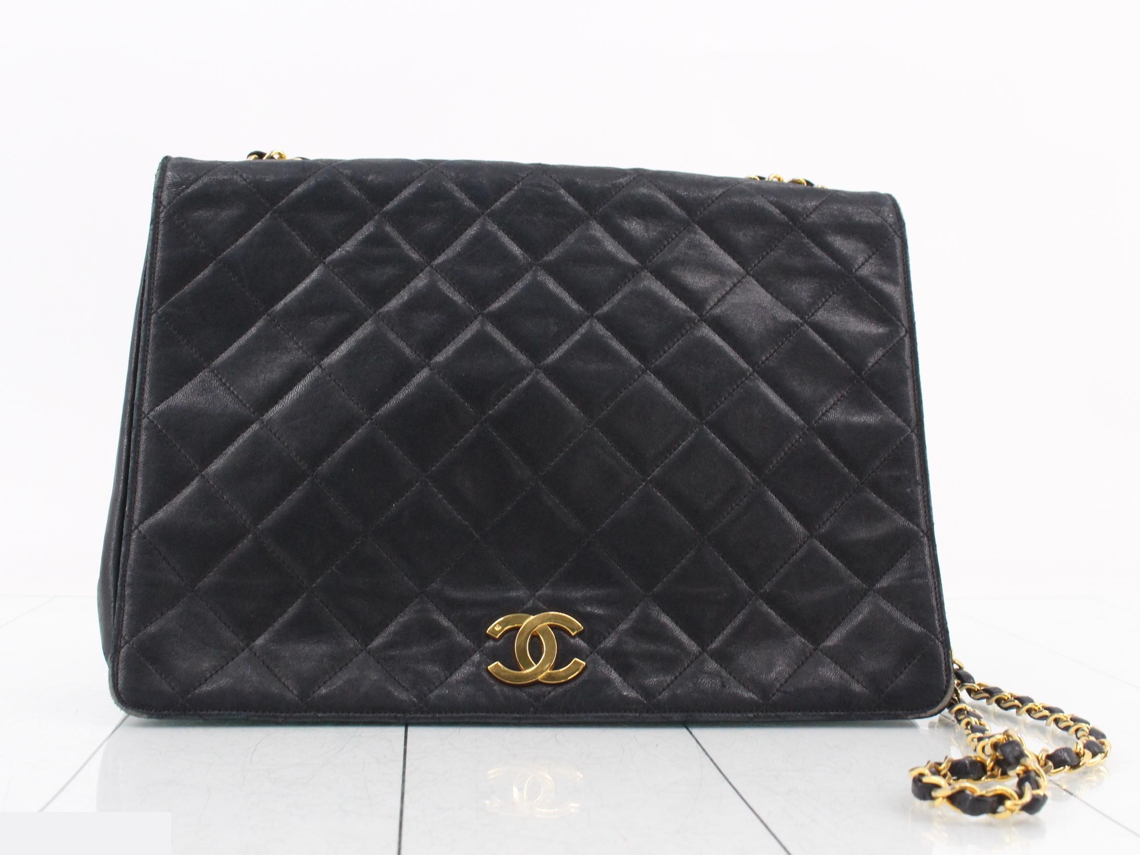 Matelassé Shoulder Bag