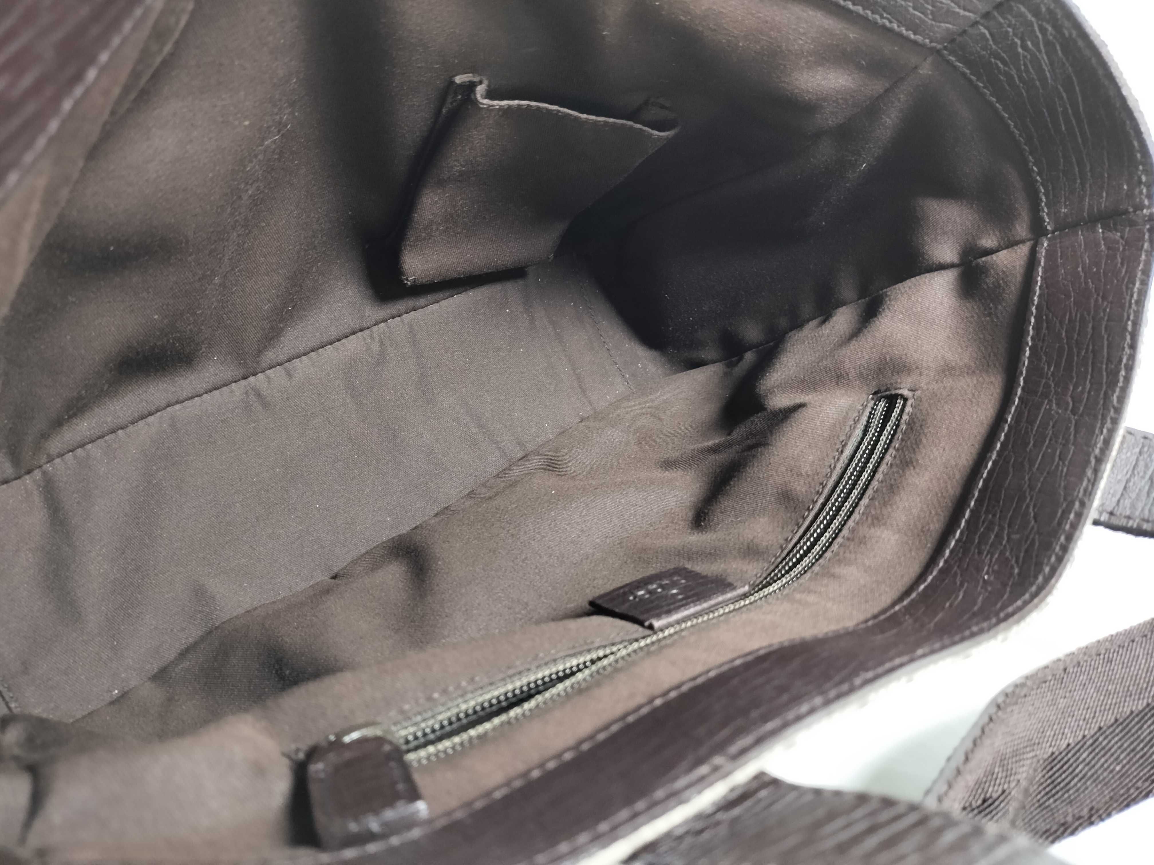 GG Supreme Handbag — view 8