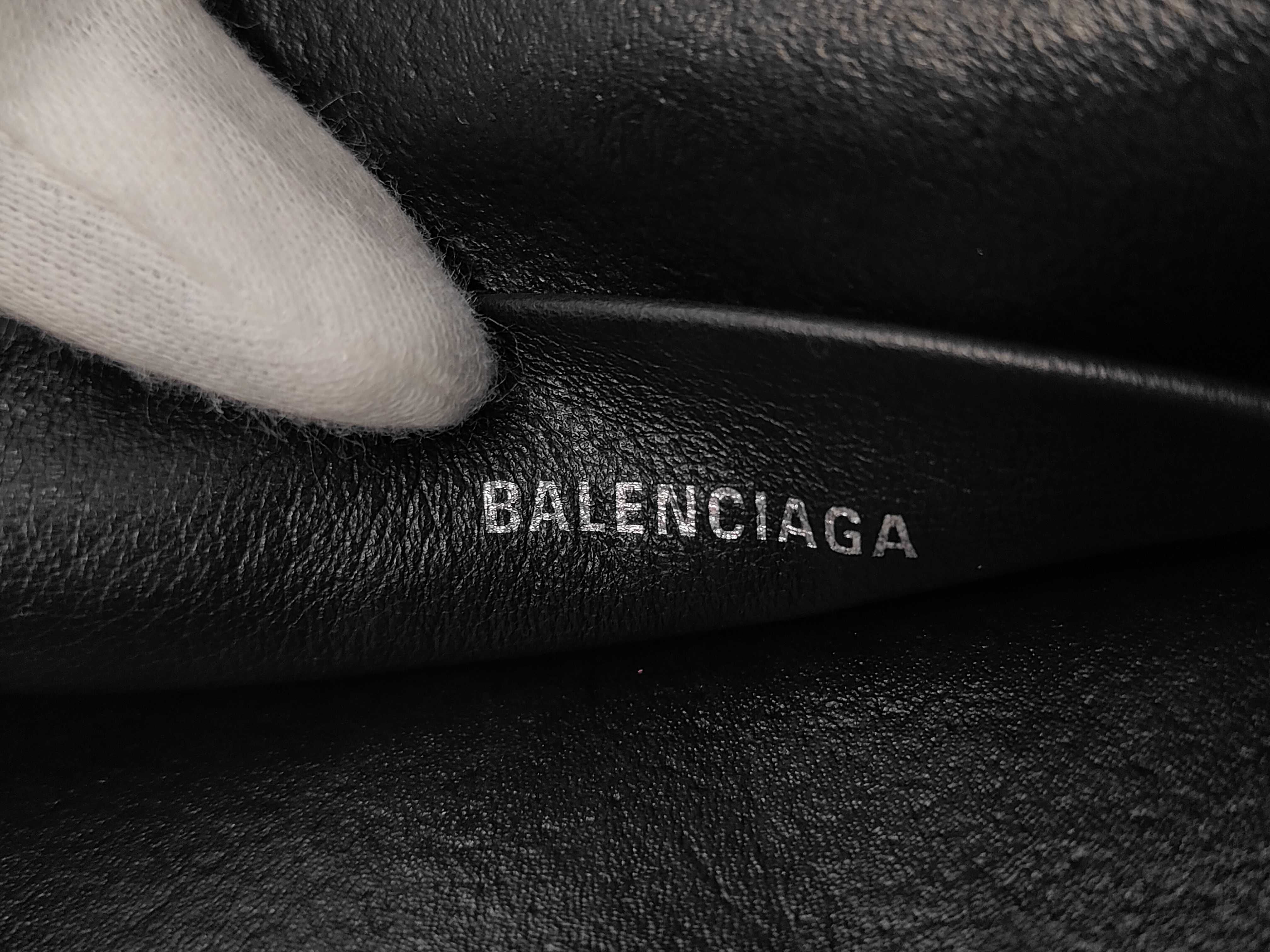 Everyday Shoulder Bag (Black) — view 10