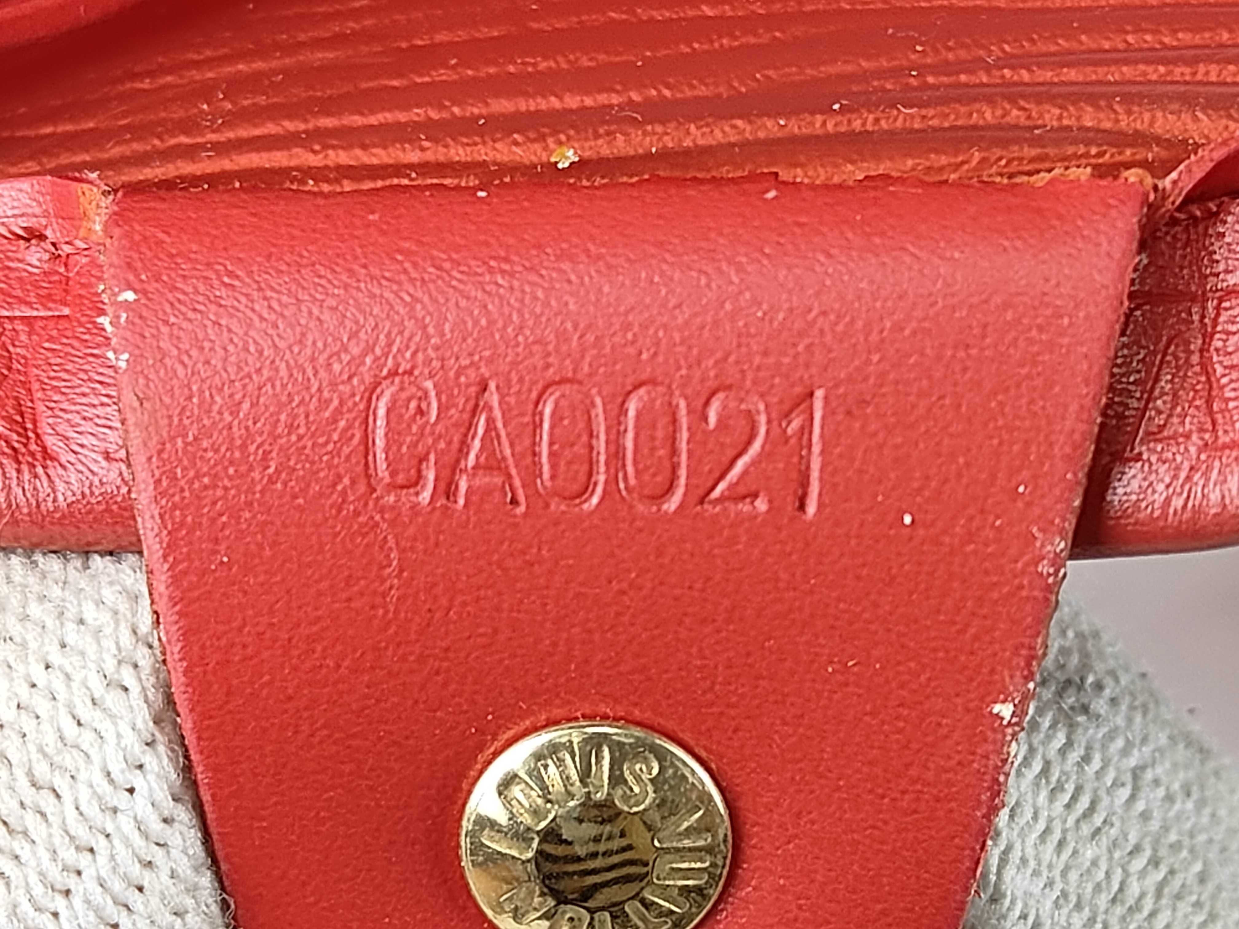 Lagoon Bay Grenadine Vinyl Tote Bag / M92150 — view 11