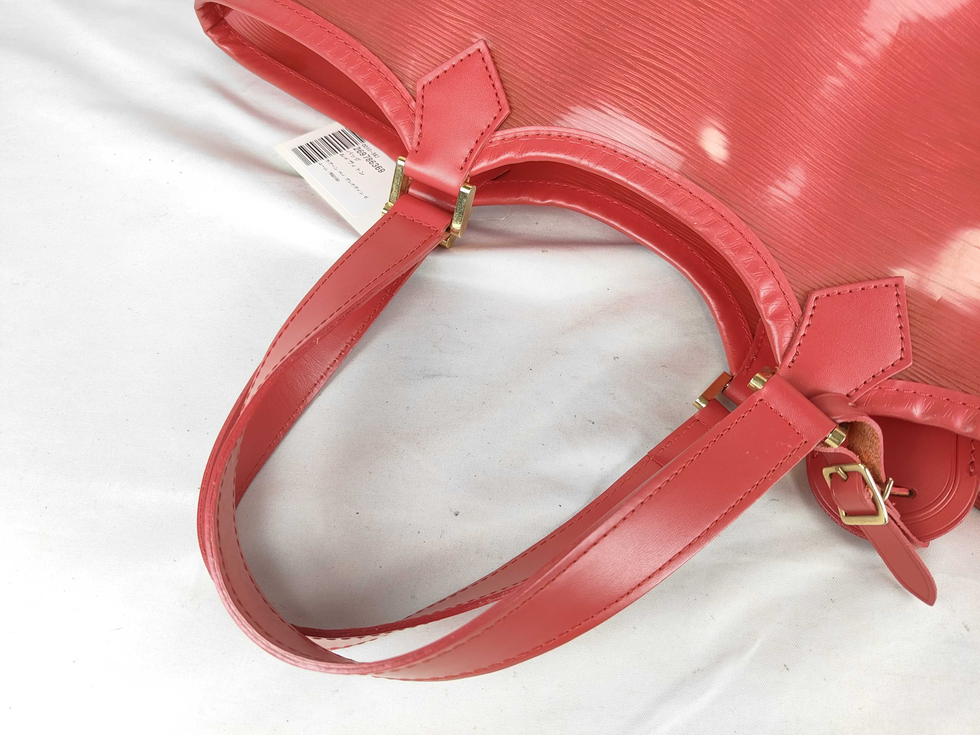 Lagoon Bay Grenadine Vinyl Tote Bag / M92150 — view 3