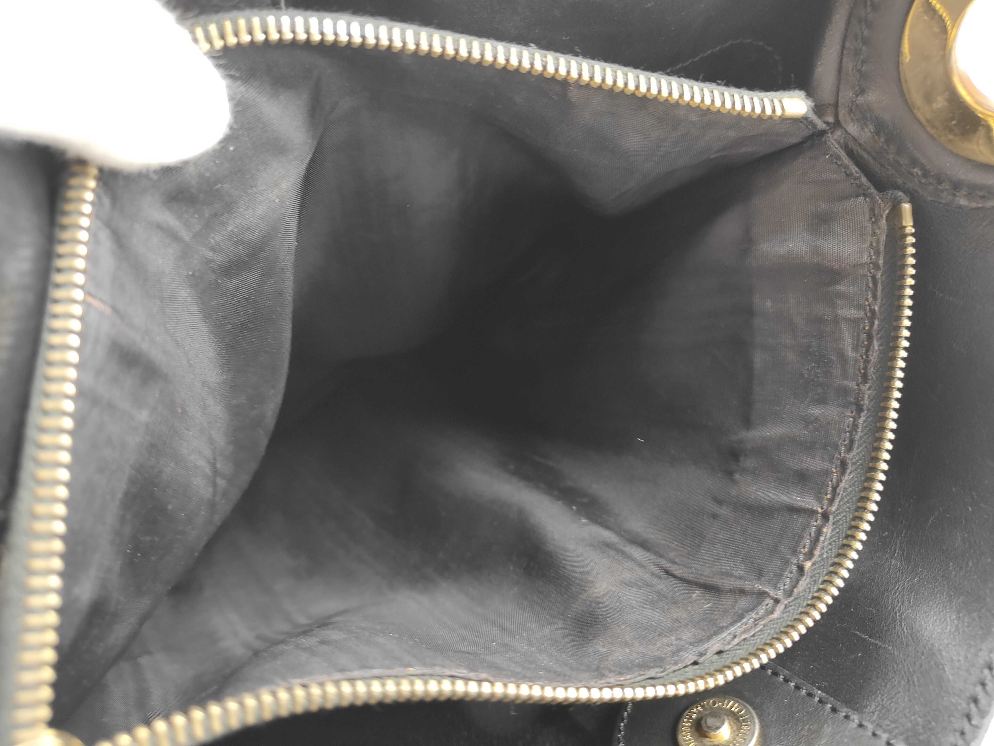 Black Macadam Circle Hardware One-Shoulder Bag — view 12