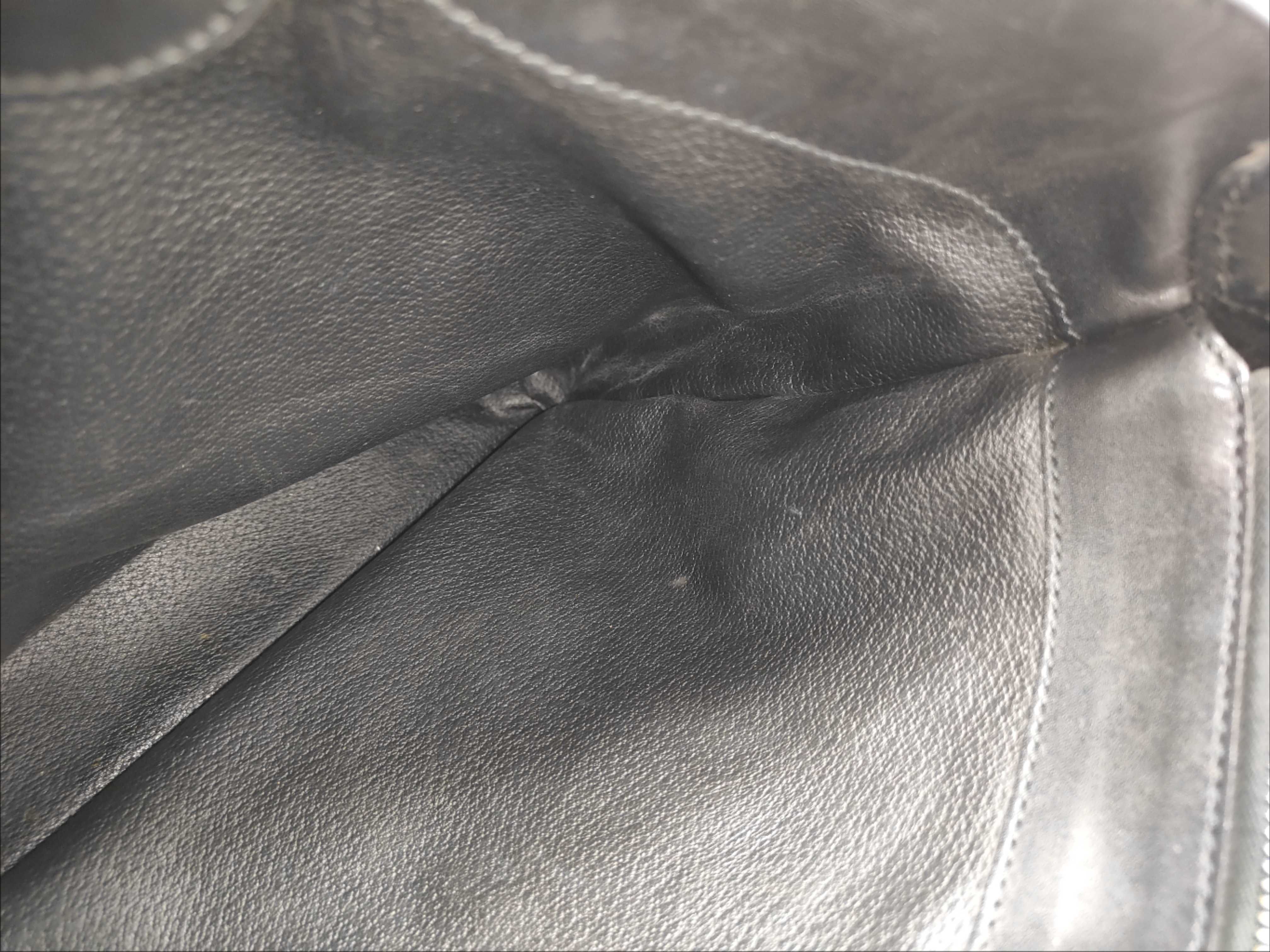 Black Macadam Circle Hardware One-Shoulder Bag — view 14