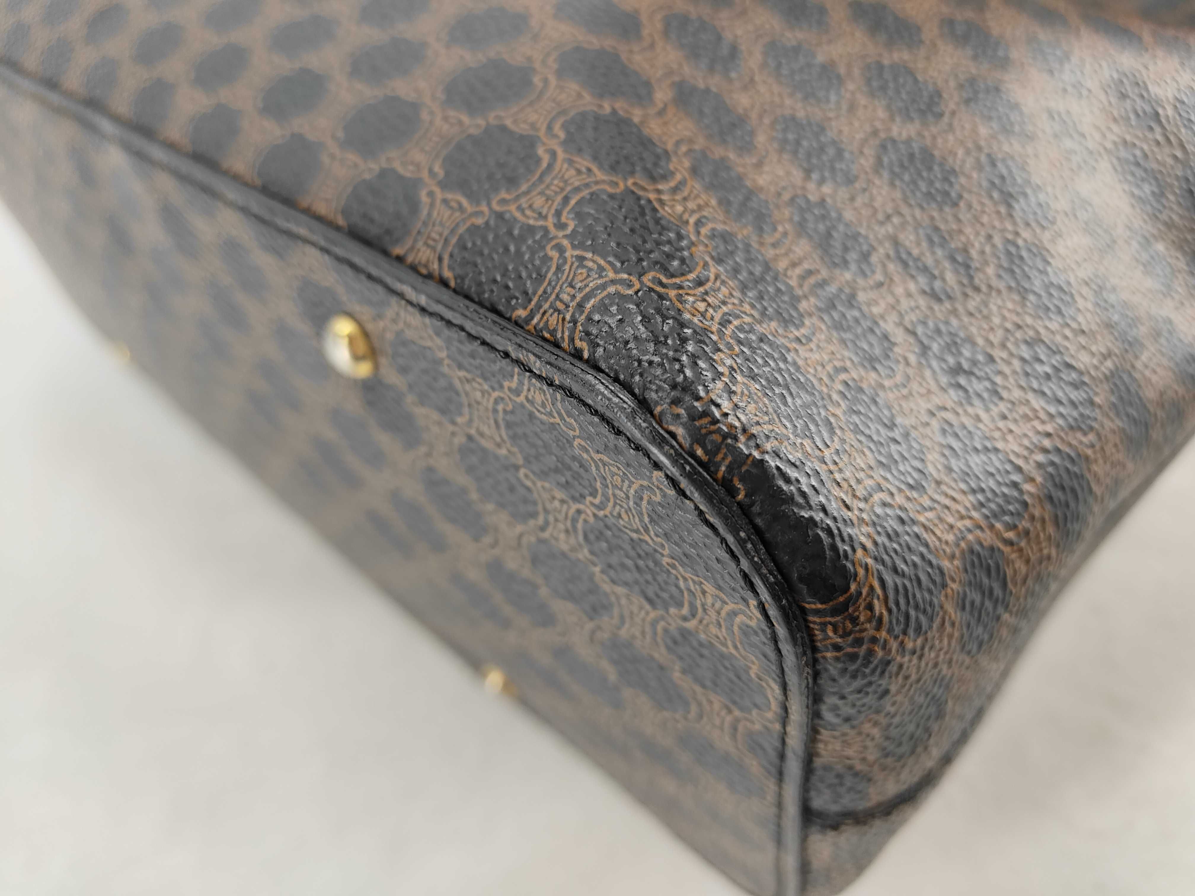 Black Macadam Circle Hardware One-Shoulder Bag — view 6