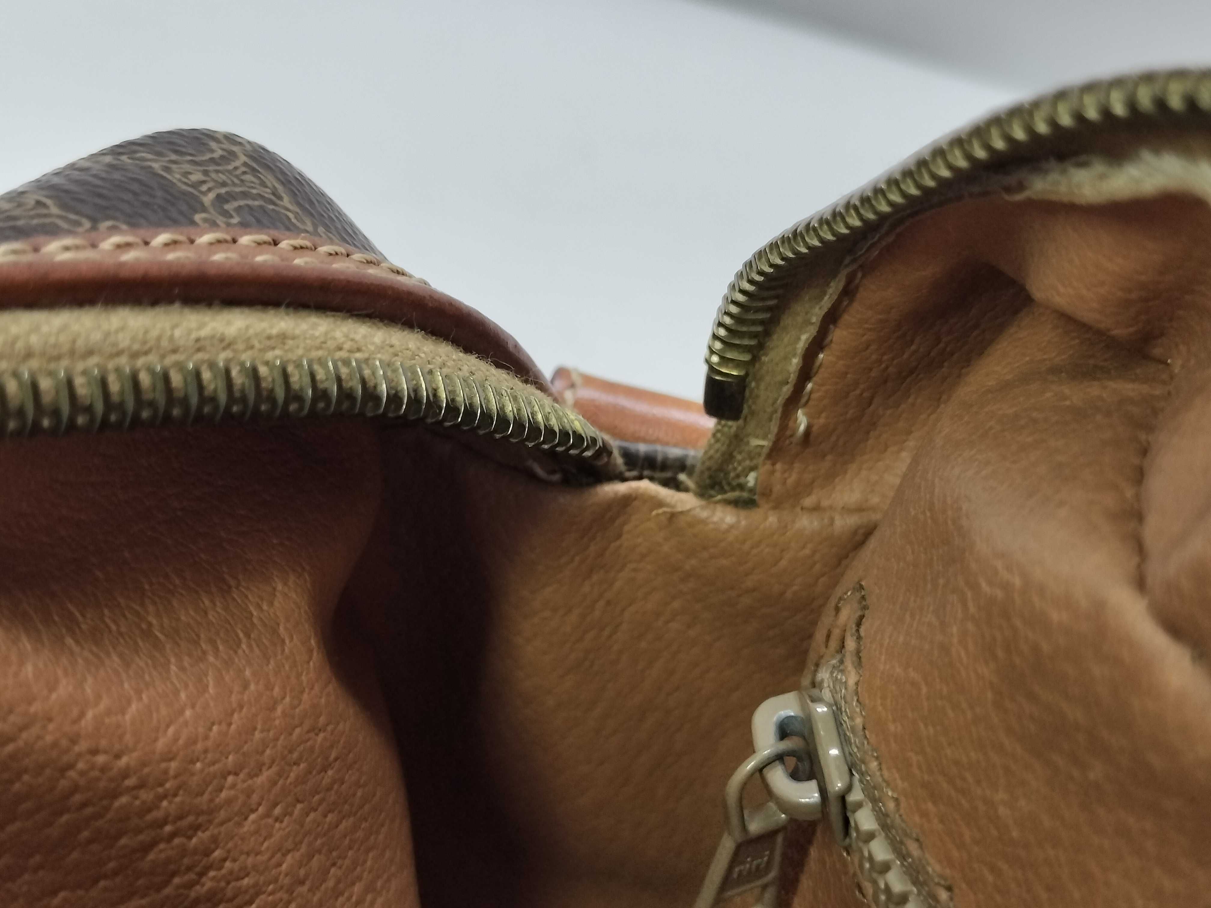 shoulder bag — view 13