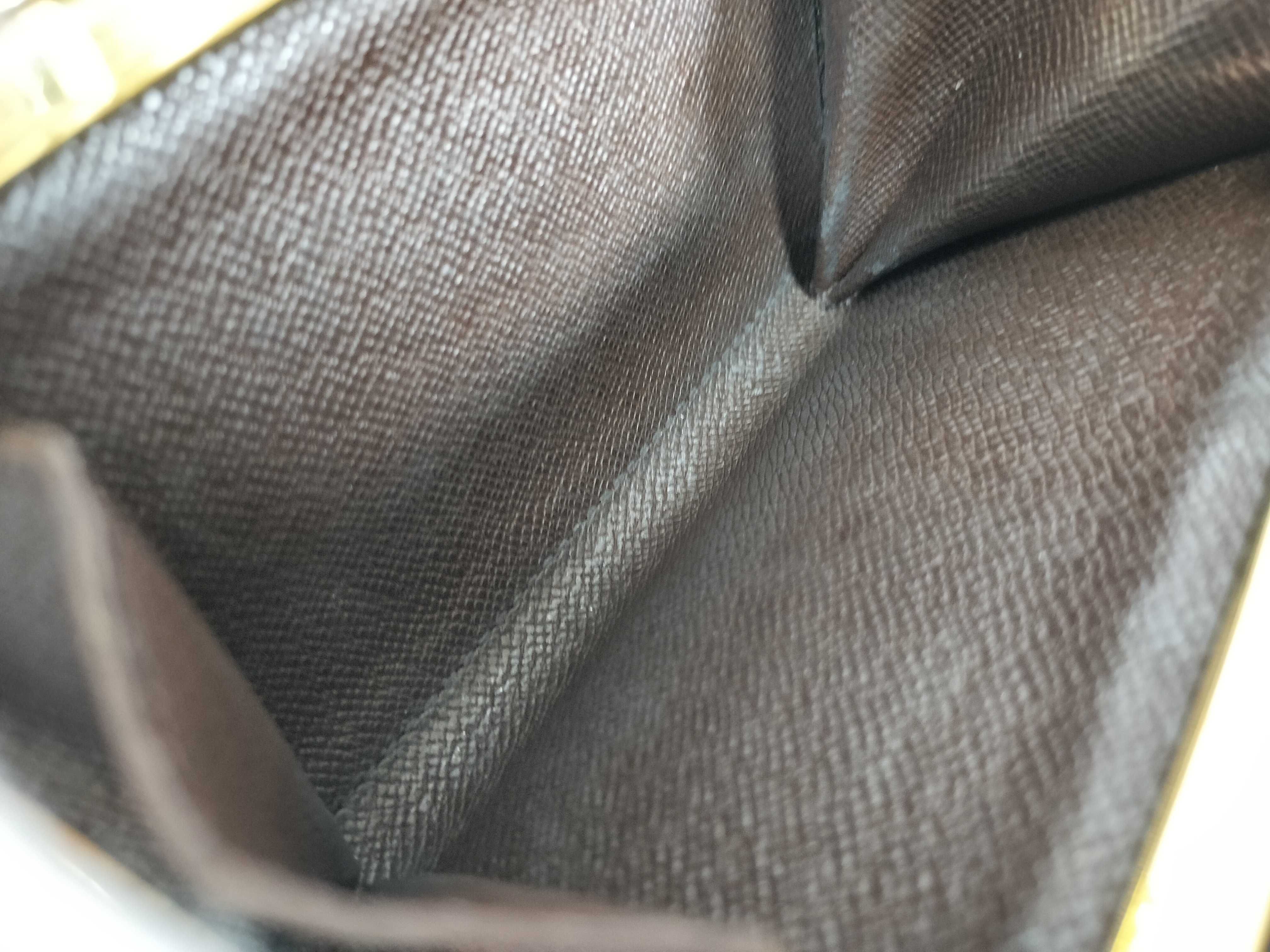 Damier Louis Vuitton Damier Bi-fold Wallet MI0035 — view 11