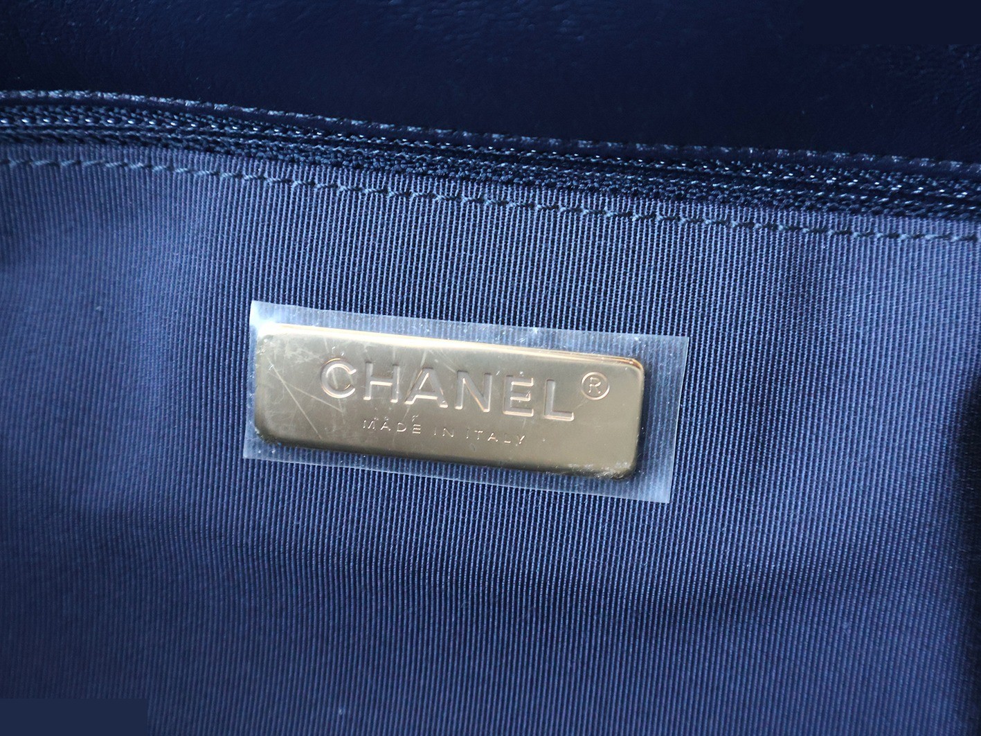 19 Lambskin Chain Shoulder Bag, Navy — view 10