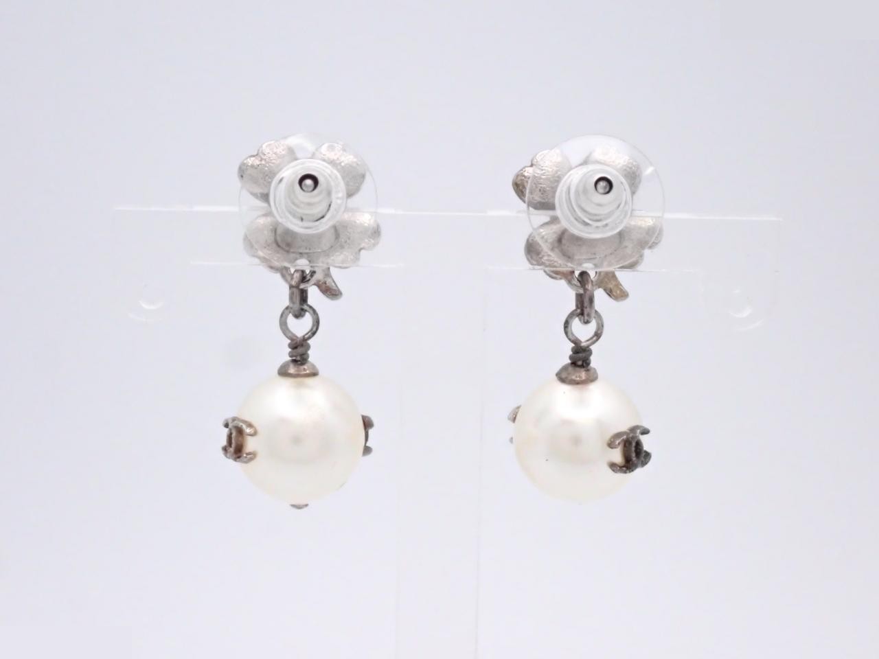 Earrings, with markings, 14B — view 2