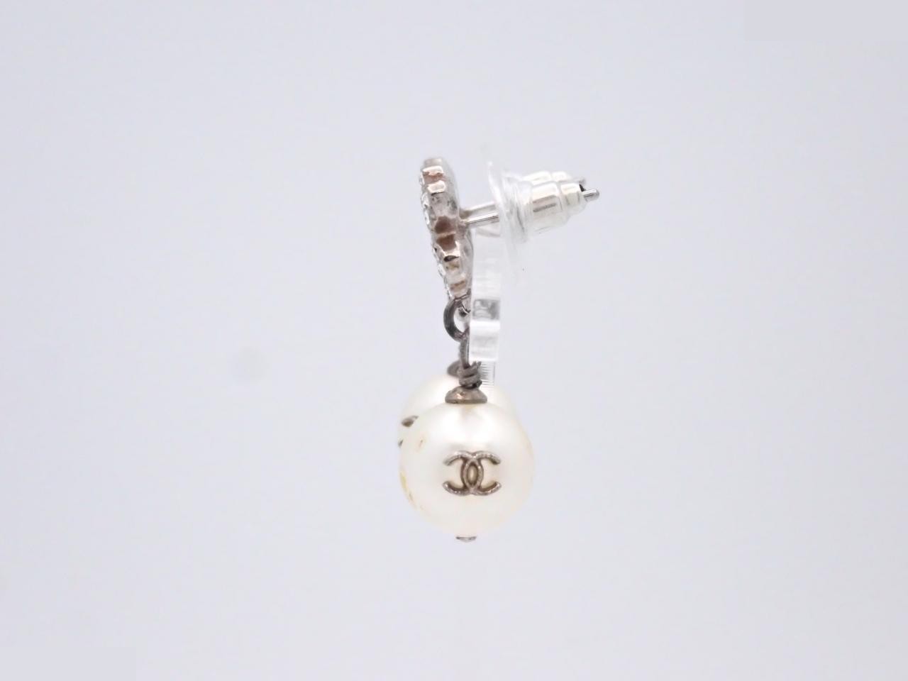 Earrings, with markings, 14B — view 3