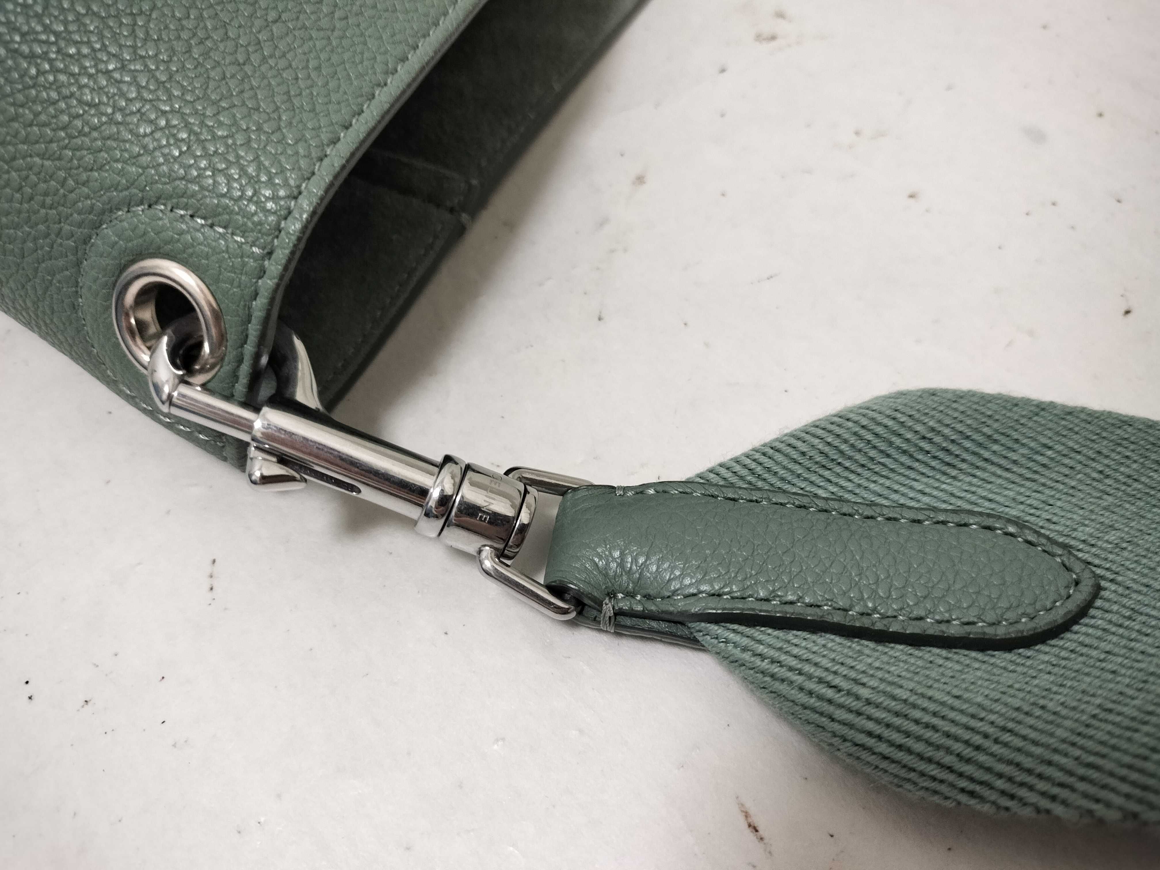 Shoulder Bag 189593AH.29CN Sangle Medium Shoulder Bag — view 5