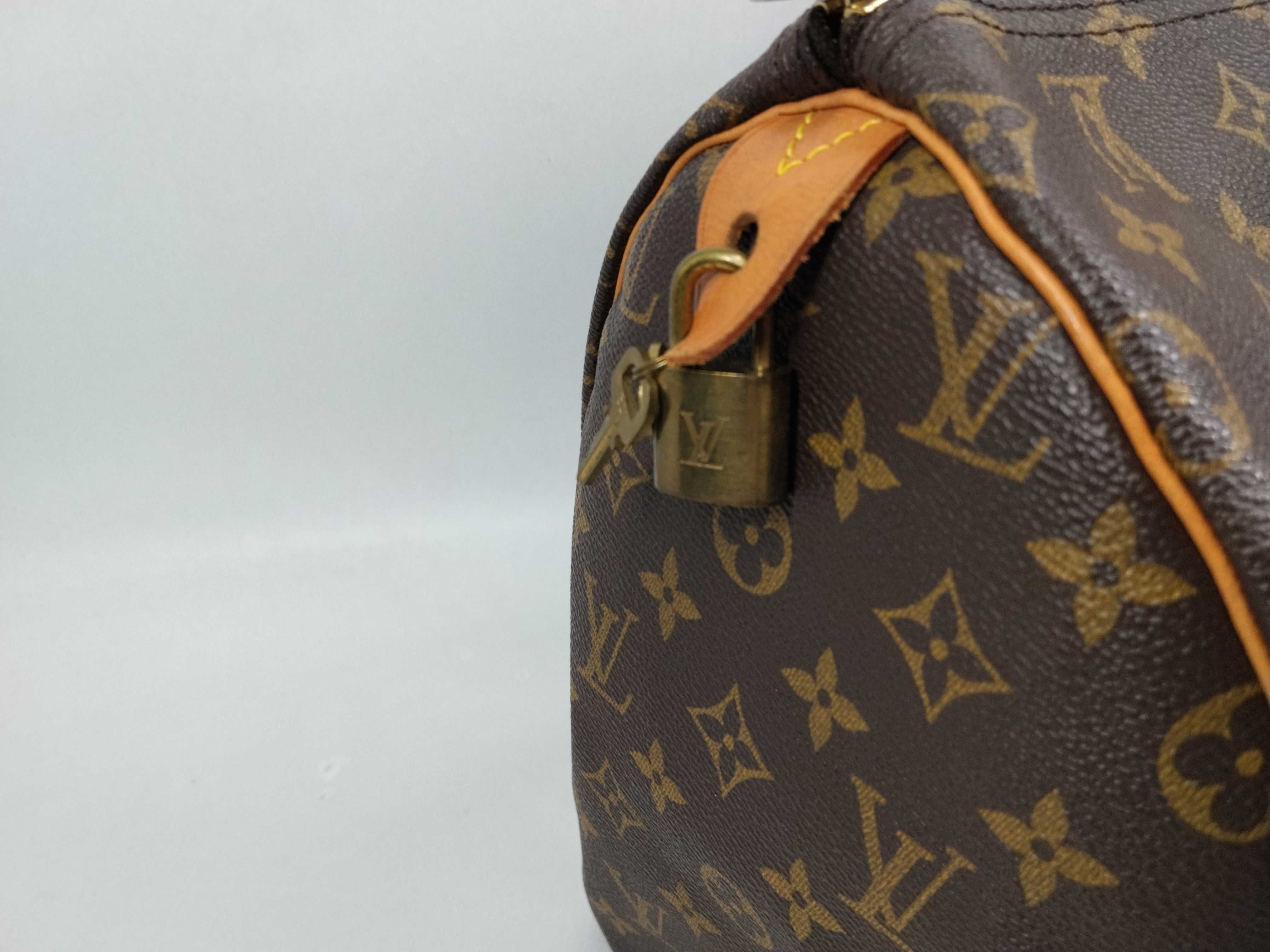 Monogram M41106 Speedy 40 Boston Bag (Handle torn/Inner pocket stained) — view 6