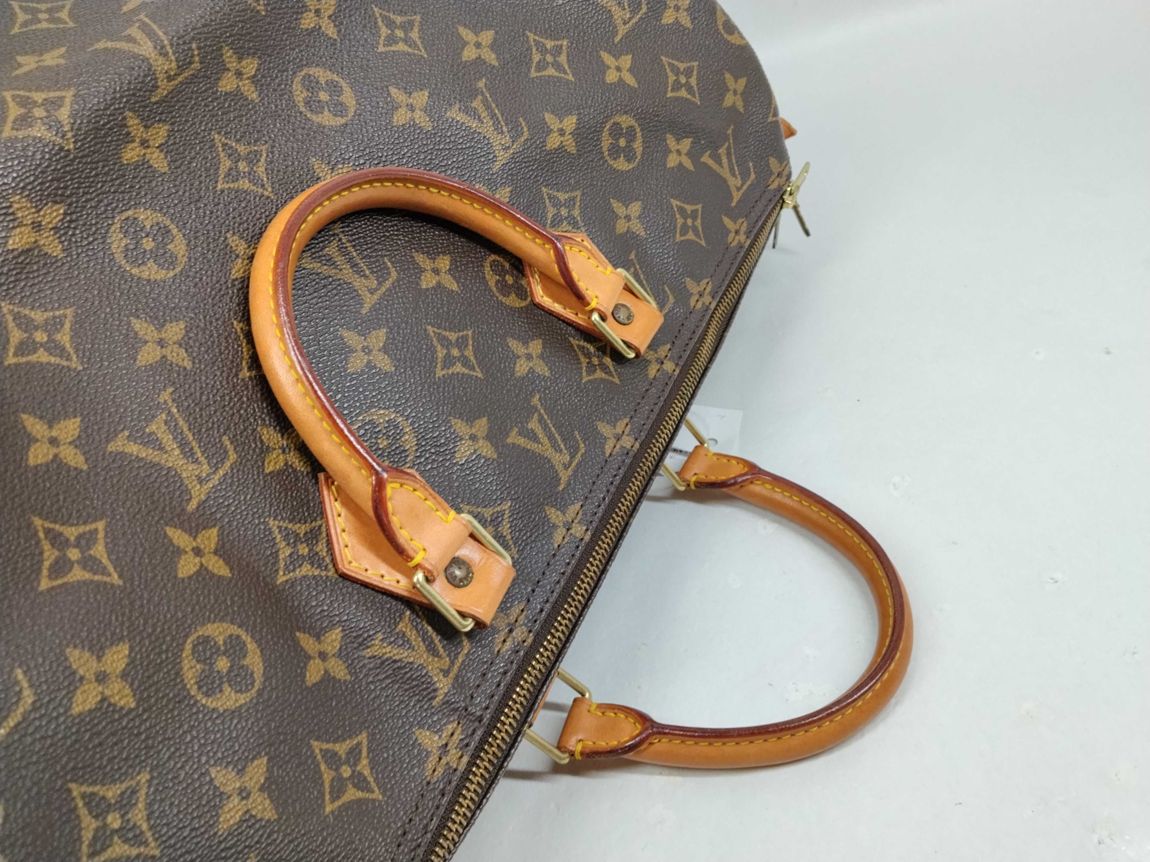 Monogram M41106 Speedy 40 Boston Bag (Handle torn/Inner pocket stained) — view 10