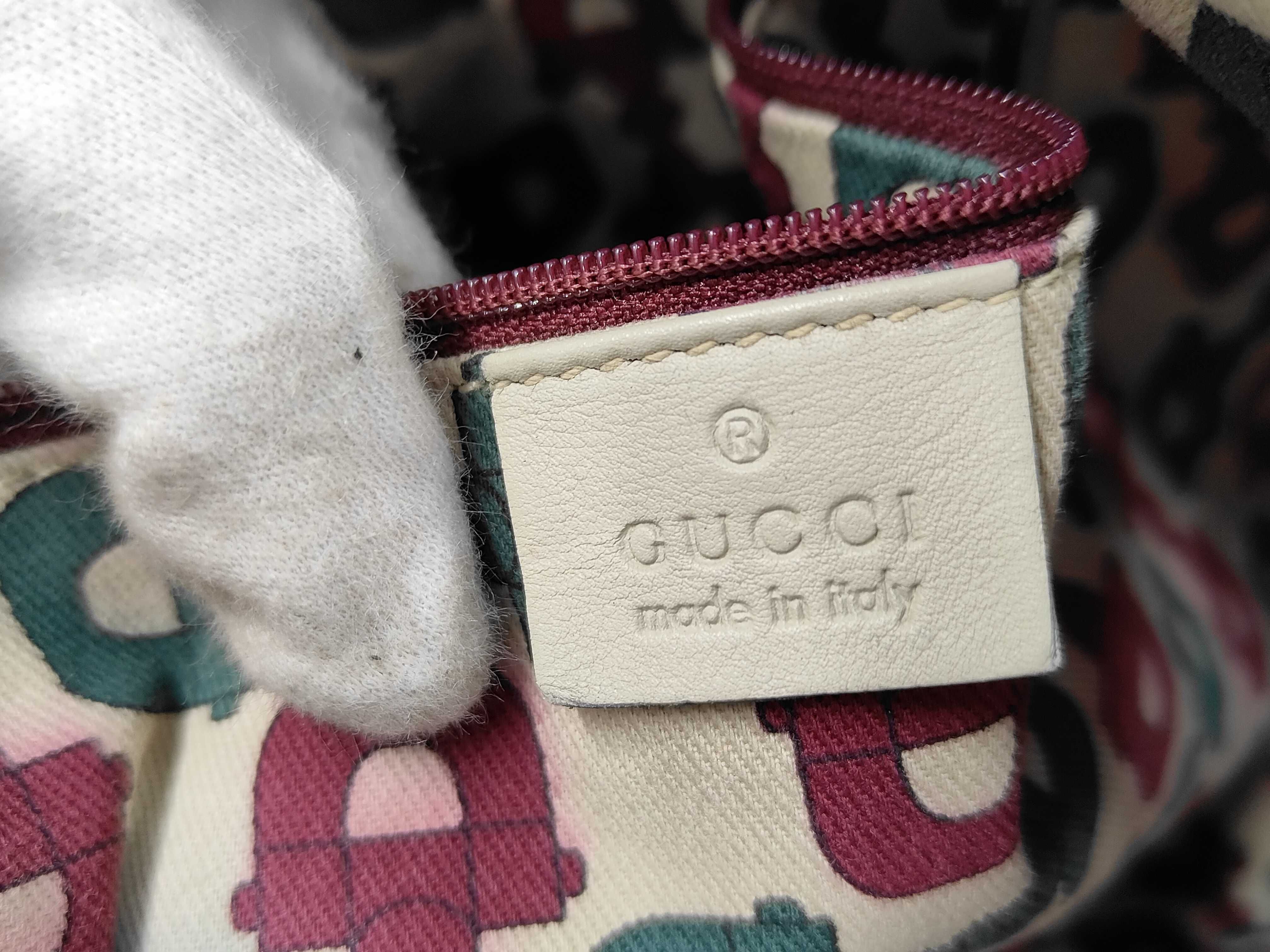 Abbey GG Canvas Handbag Tote Bag — view 9