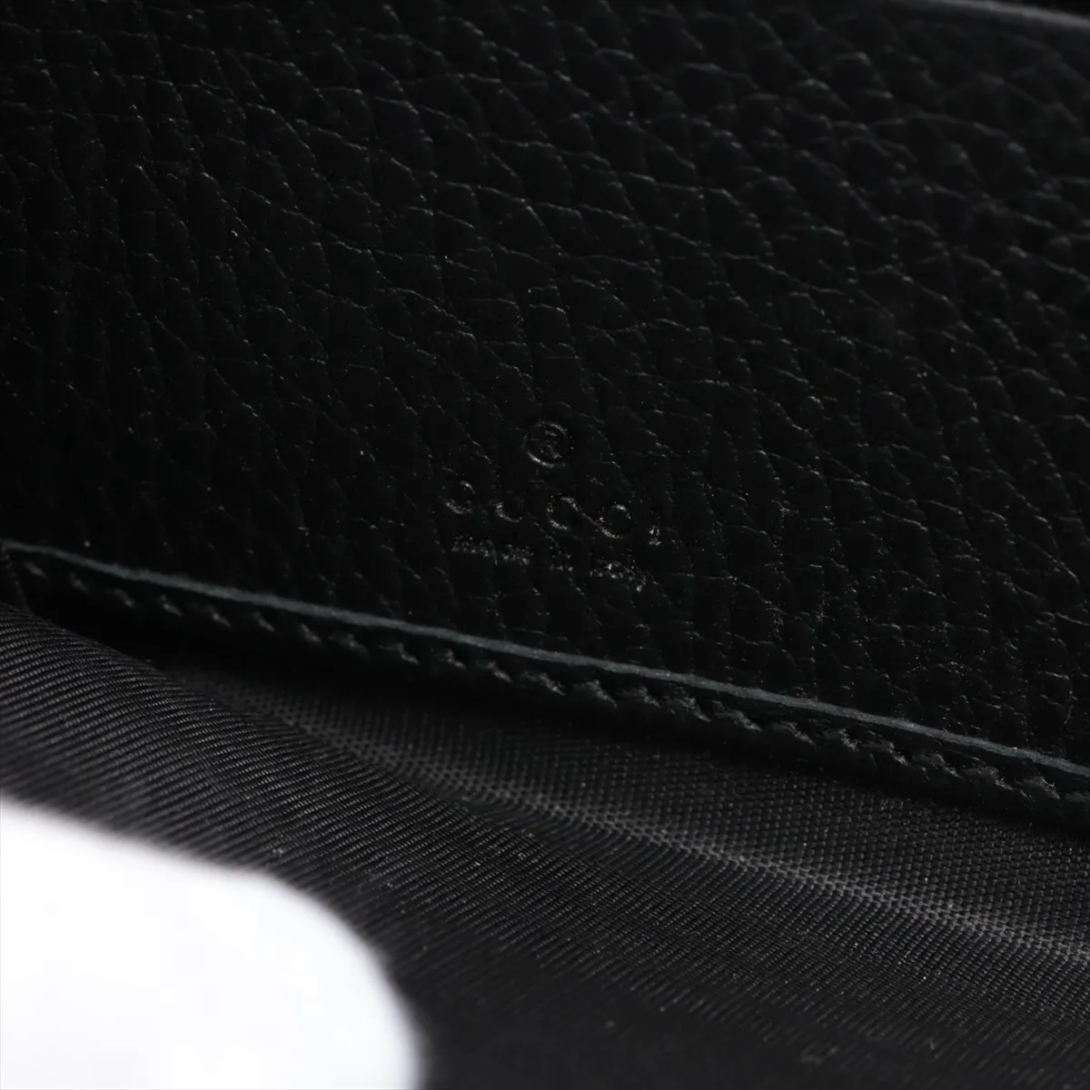 GG Marmont 456117 Leather Round Zip Wallet Black — view 8