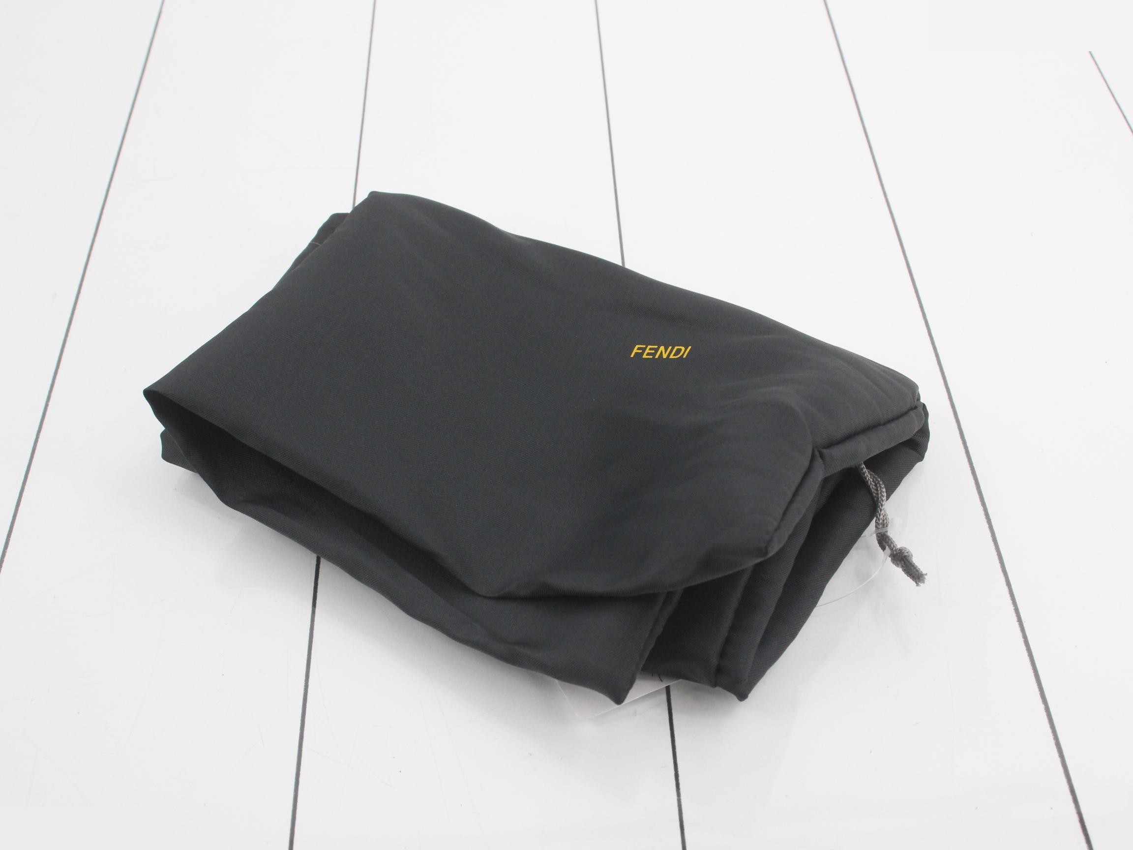 ZUCCA Mamma Bucket Shoulder Bag — view 7