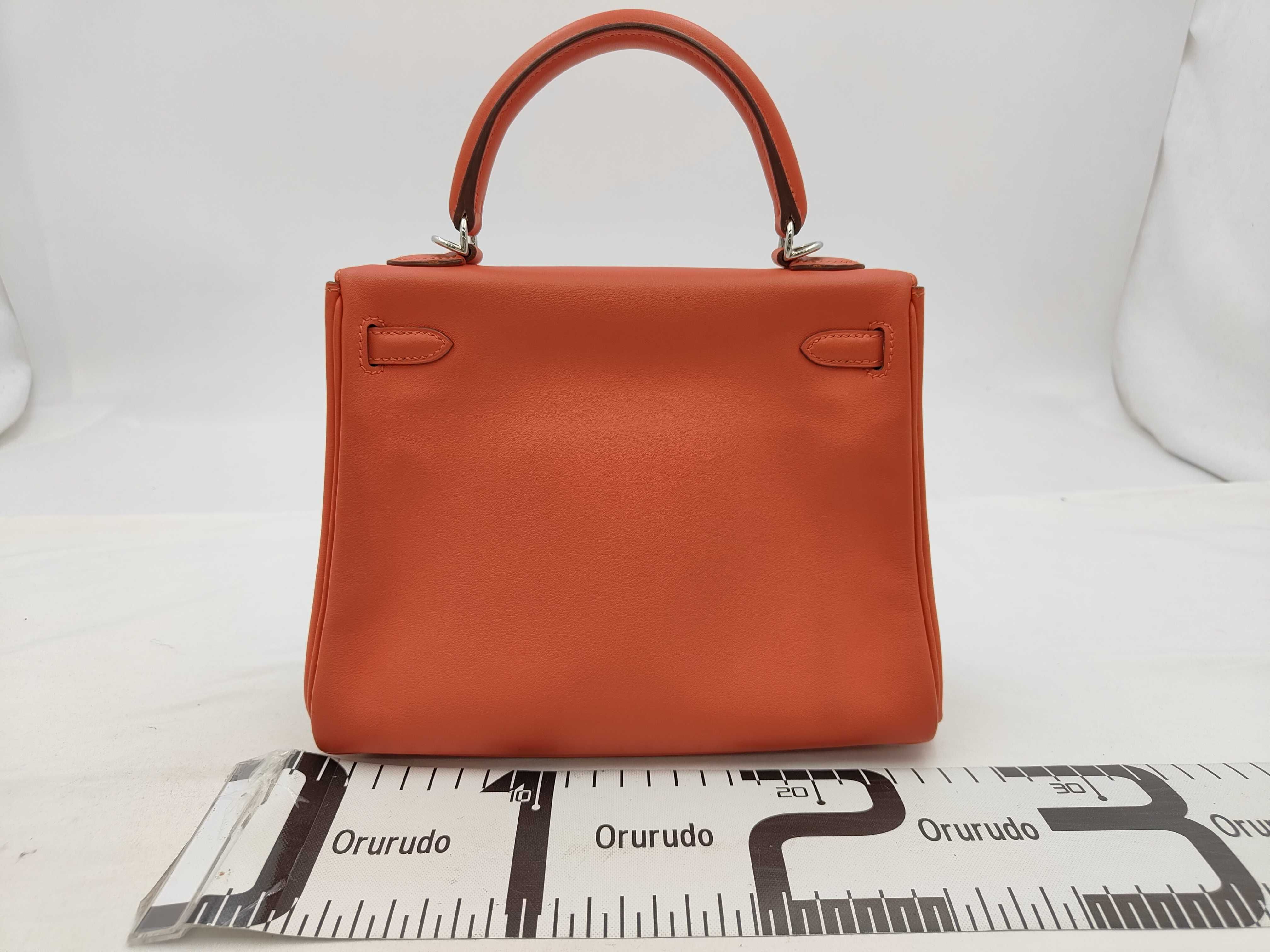 Kelly 25 Swift Orange Silver Hardware T Stamp Handbag — view 2