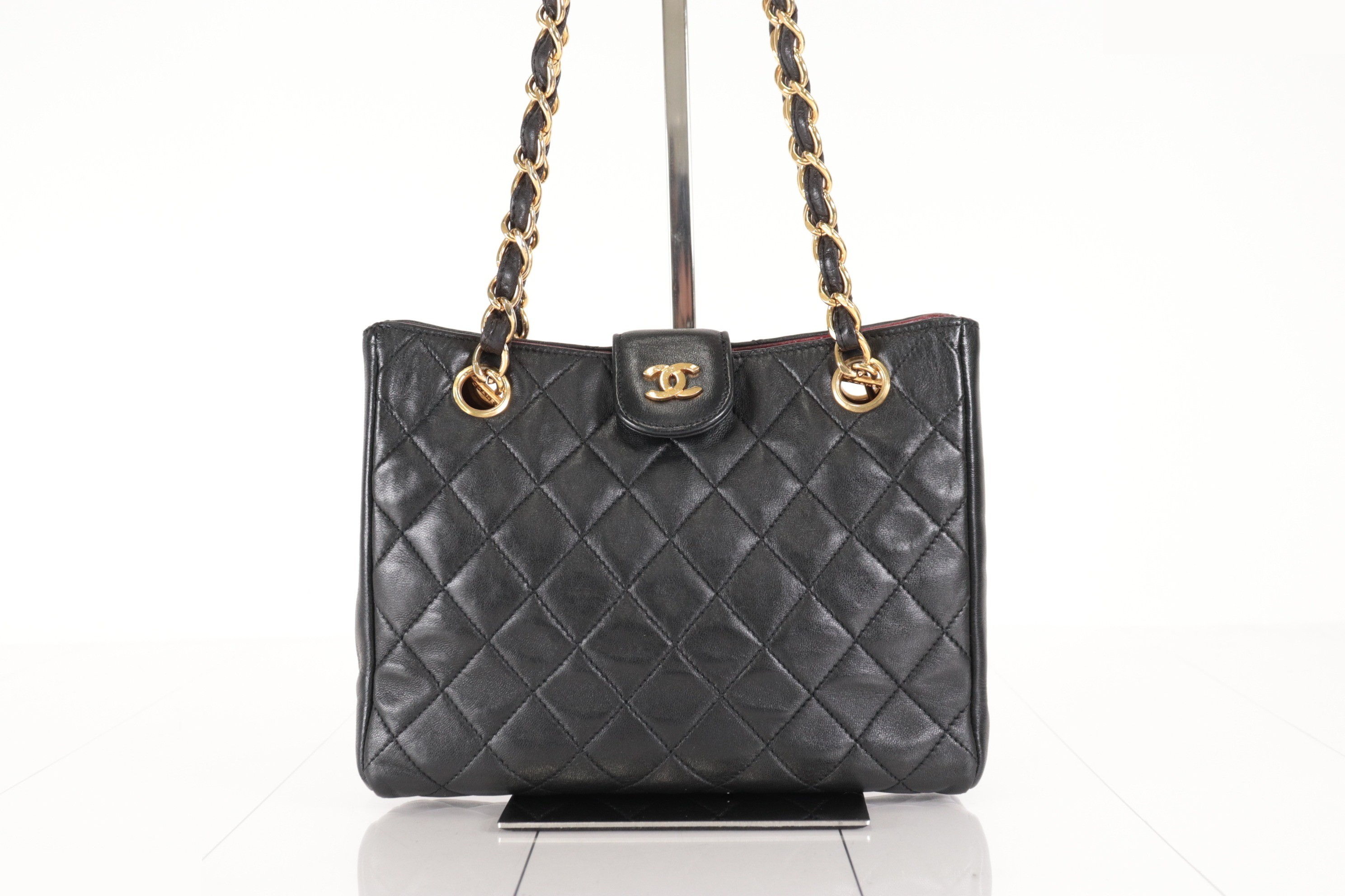 Lamb Chain Shoulder Bag, Unit No. 4 — view 2