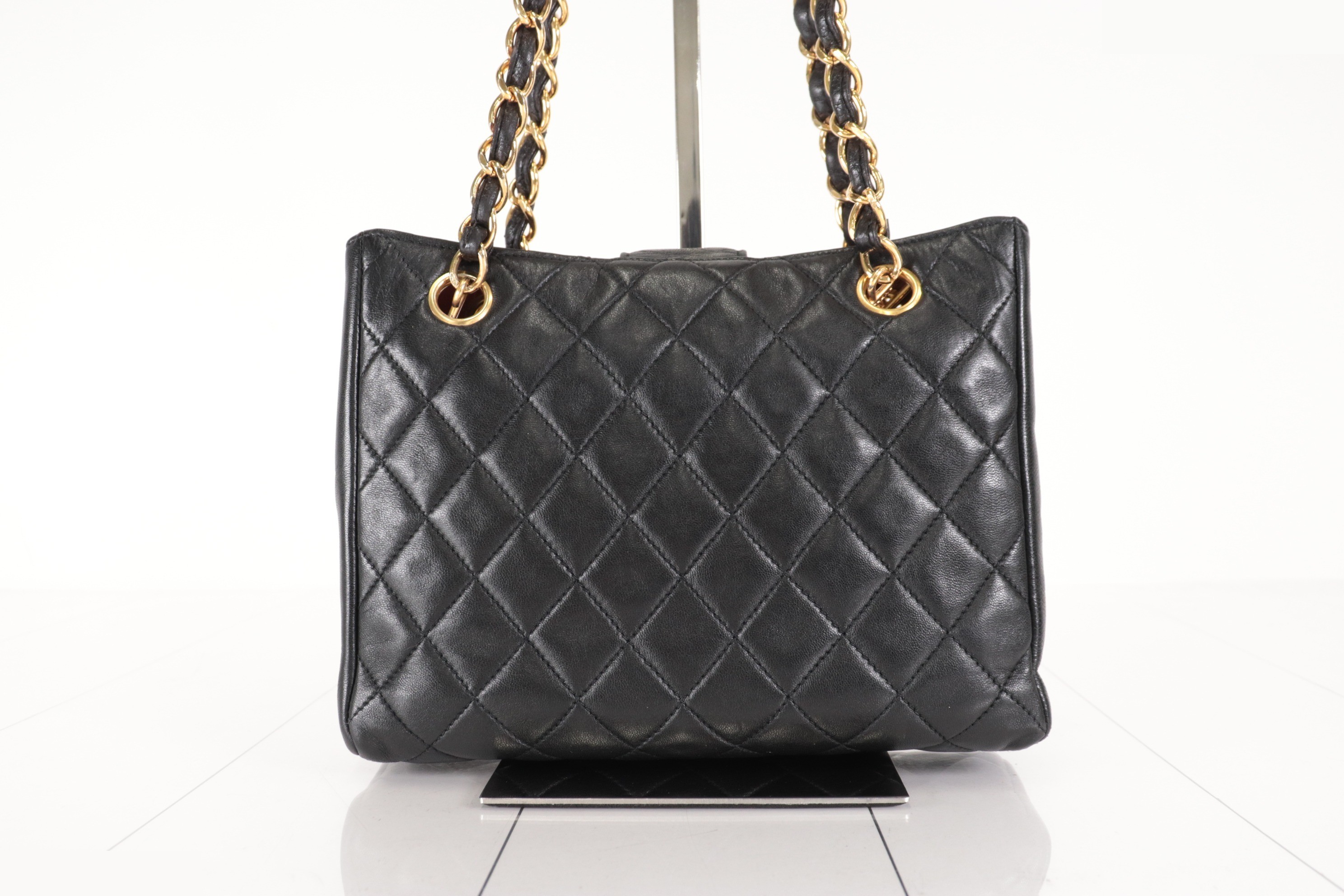 Lamb Chain Shoulder Bag, Unit No. 4 — view 3