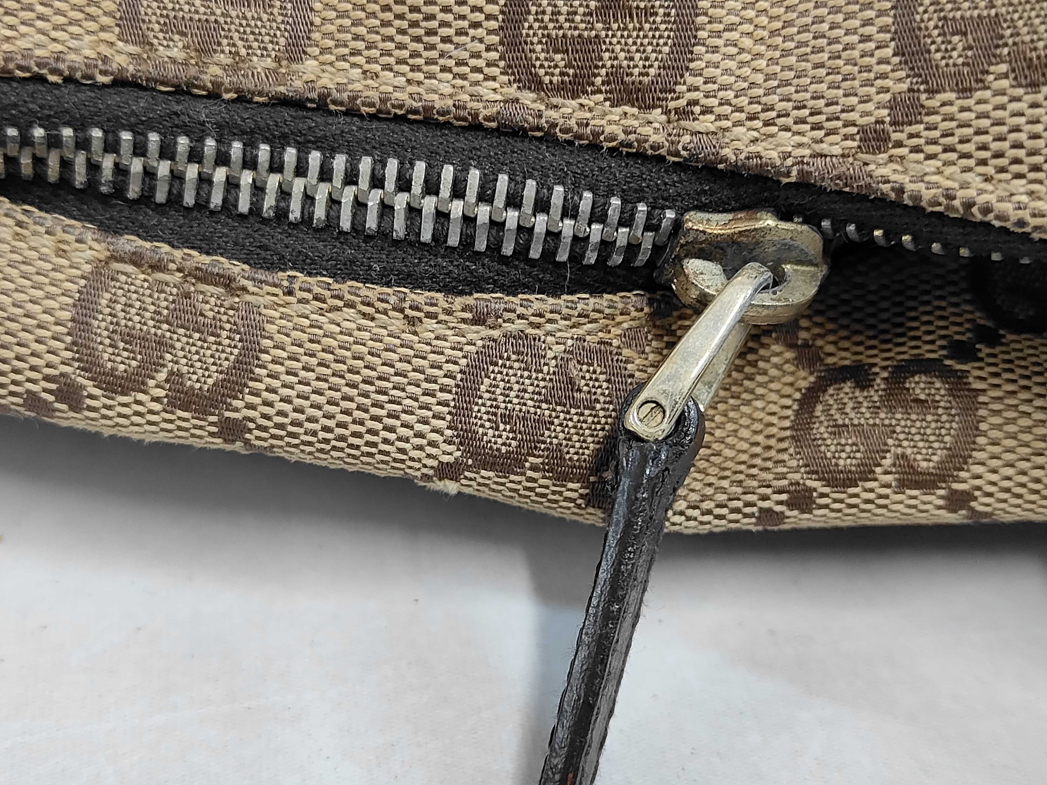 One-Shoulder Bag — view 7