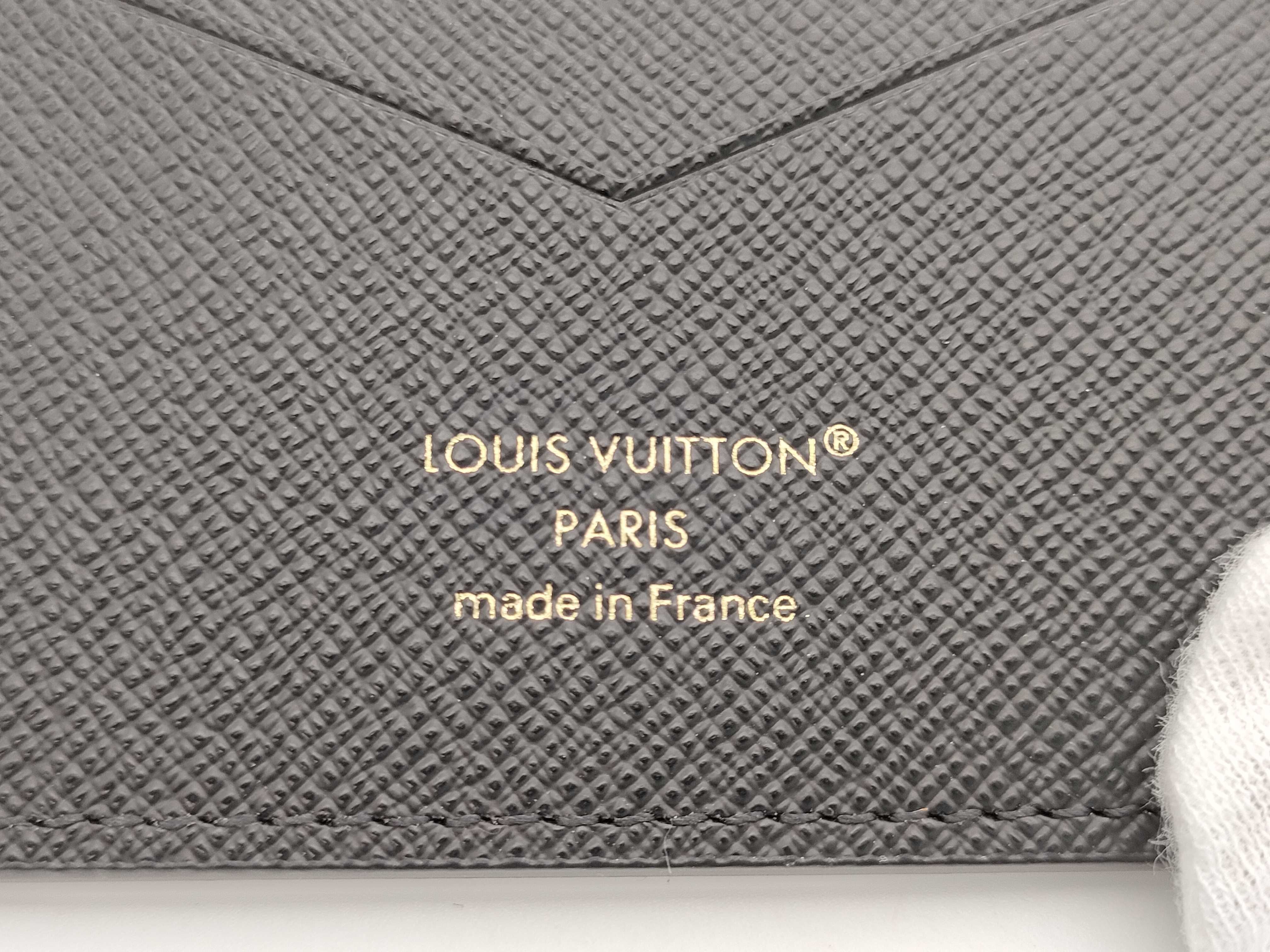 Monogram Reverse M26571 Passport Case Couverture Passport Card Case — view 6