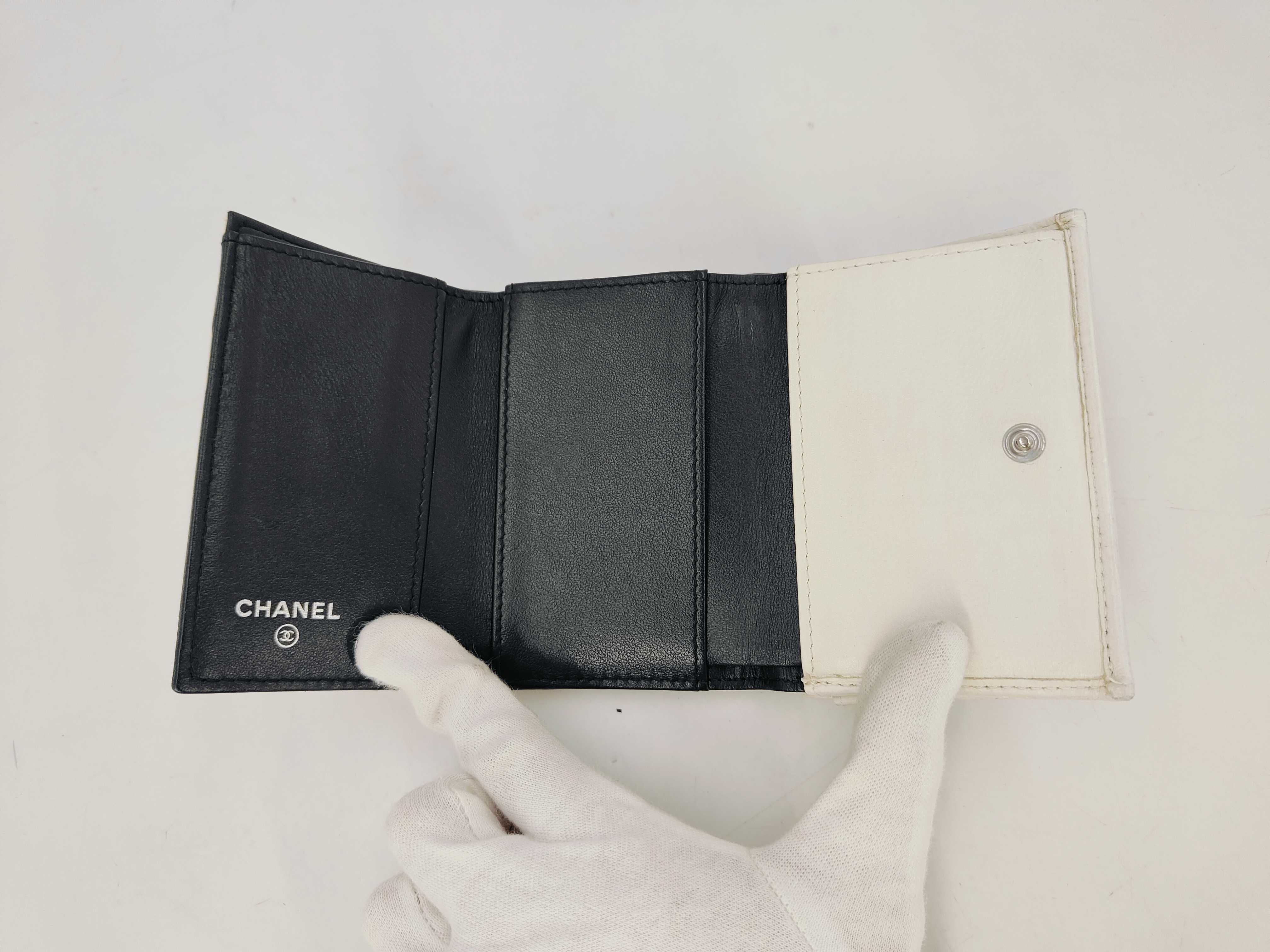 Tri-fold Wallet WHITE Lambskin AP3711 — view 8