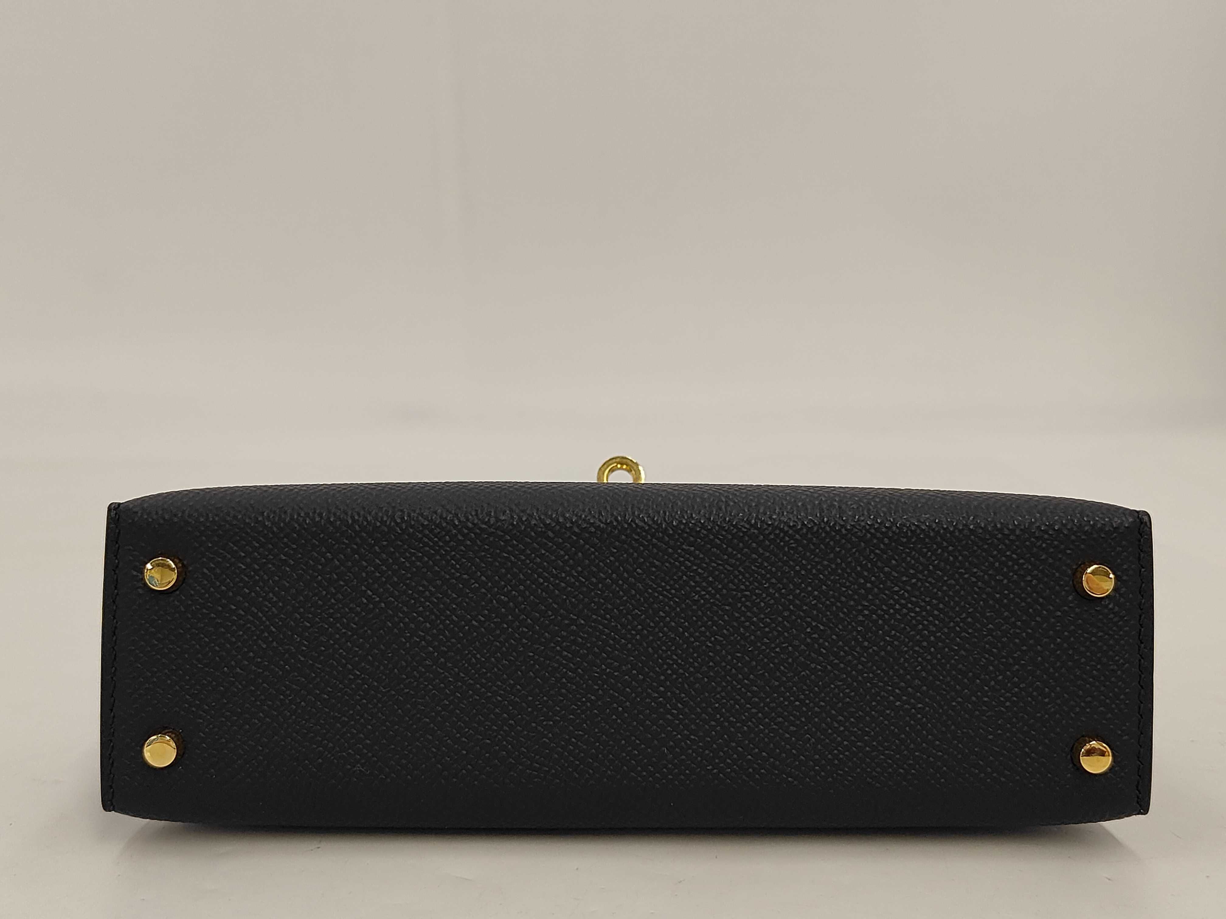 Mini Kelly Noir Epsom Gold K Stamp Handbag — view 4