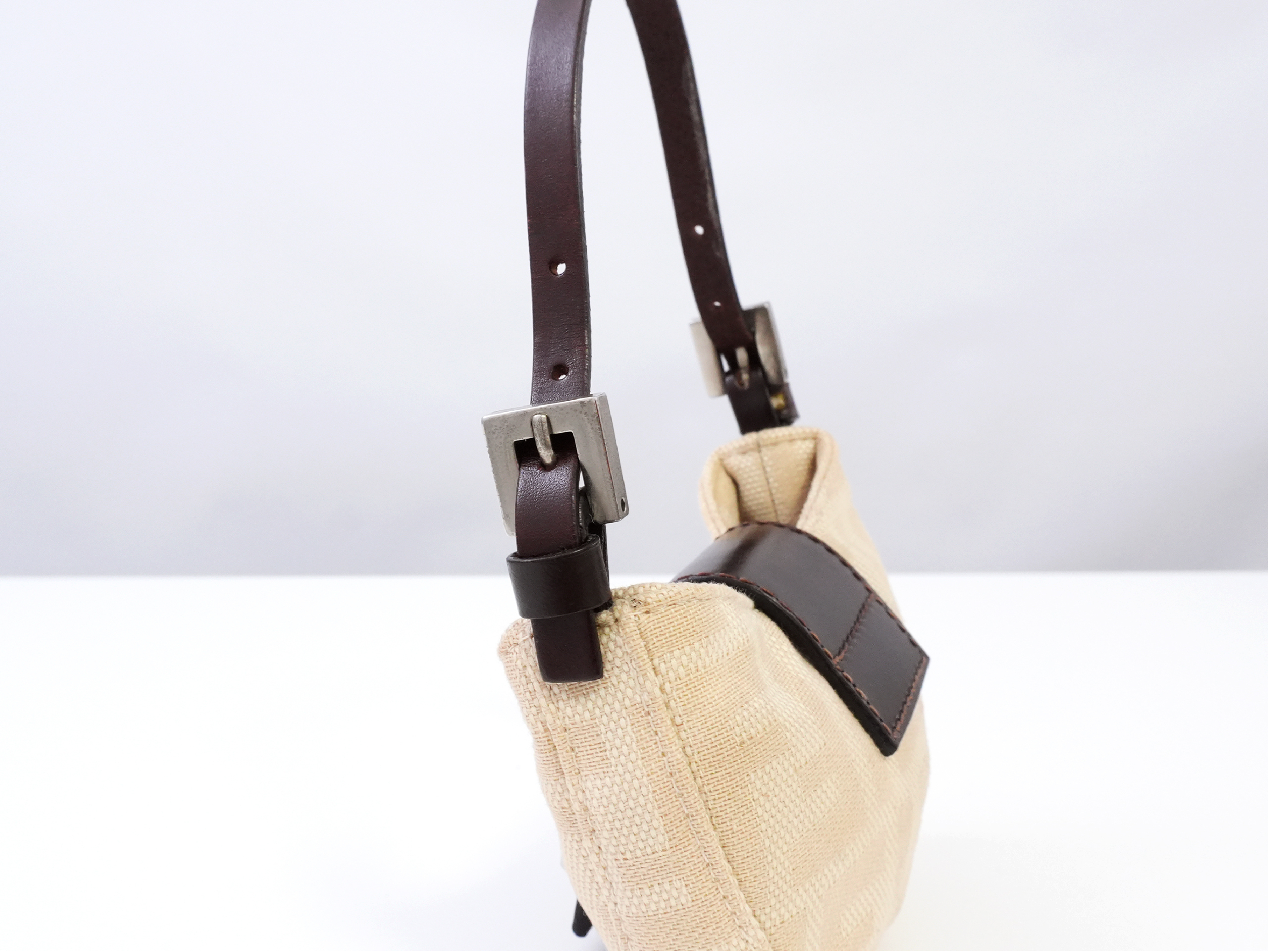 Mamma Bucket Zucca Mini Croissant Shoulder Bag — view 9