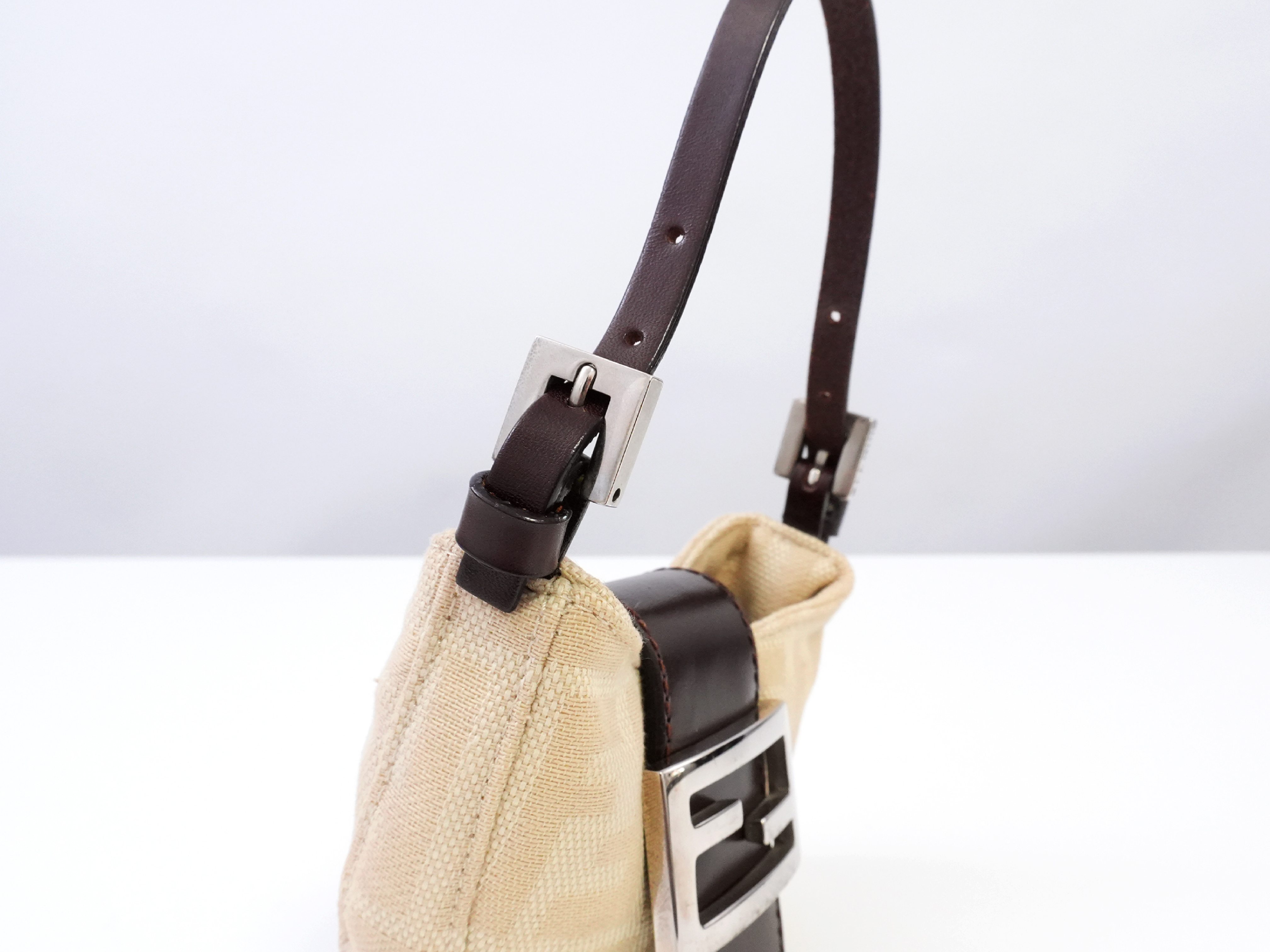 Mamma Bucket Zucca Mini Croissant Shoulder Bag — view 10